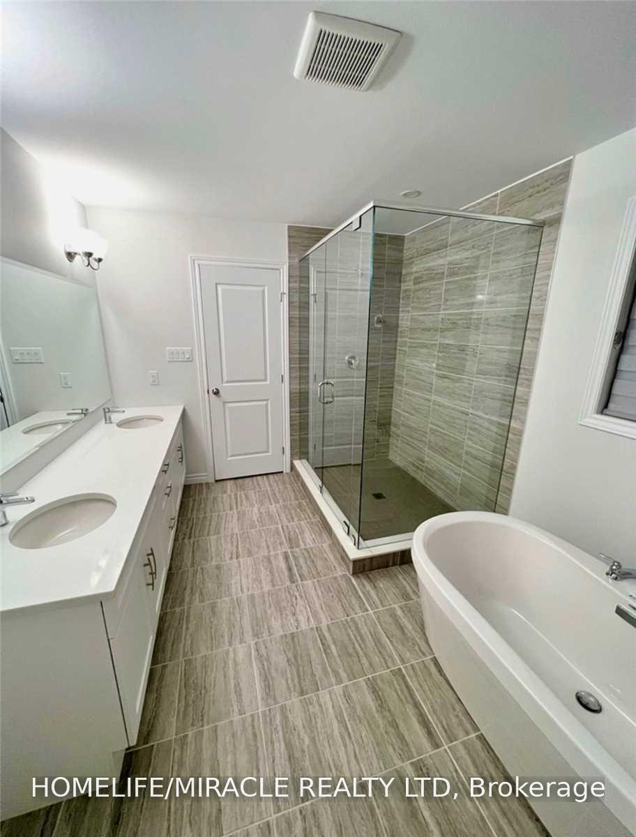 Photo 17 of 4079 Campbell Street, London, South V — HOMEH