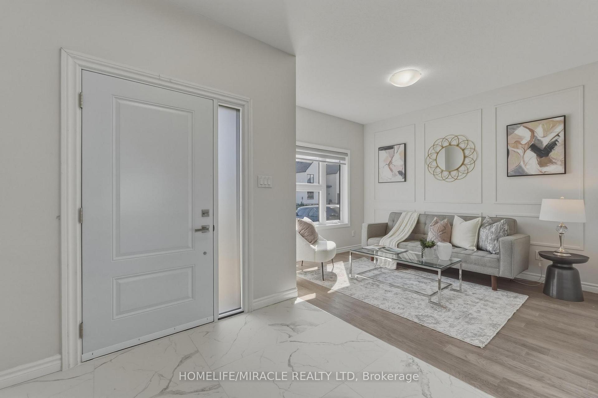 Photo 8 of 4079 Campbell Street, London, South V — HOMEH