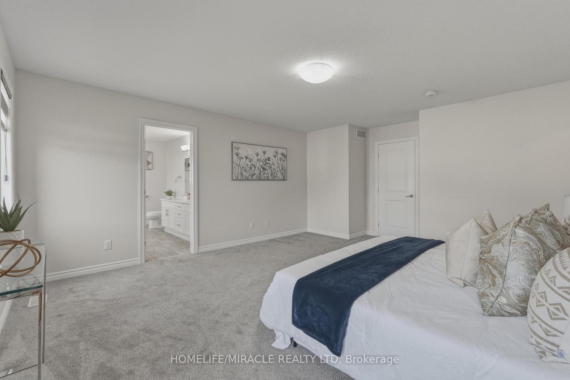 Photo 44 of 4079 Campbell Street, London, South V — HOMEH