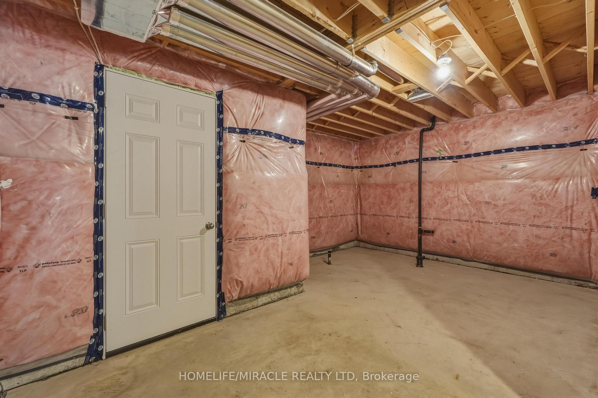 Photo 56 of 4079 Campbell Street, London, South V — HOMEH