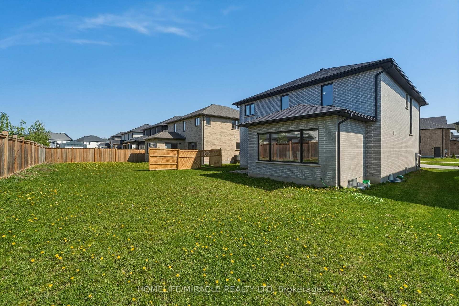 Photo 59 of 4079 Campbell Street, London, South V — HOMEH