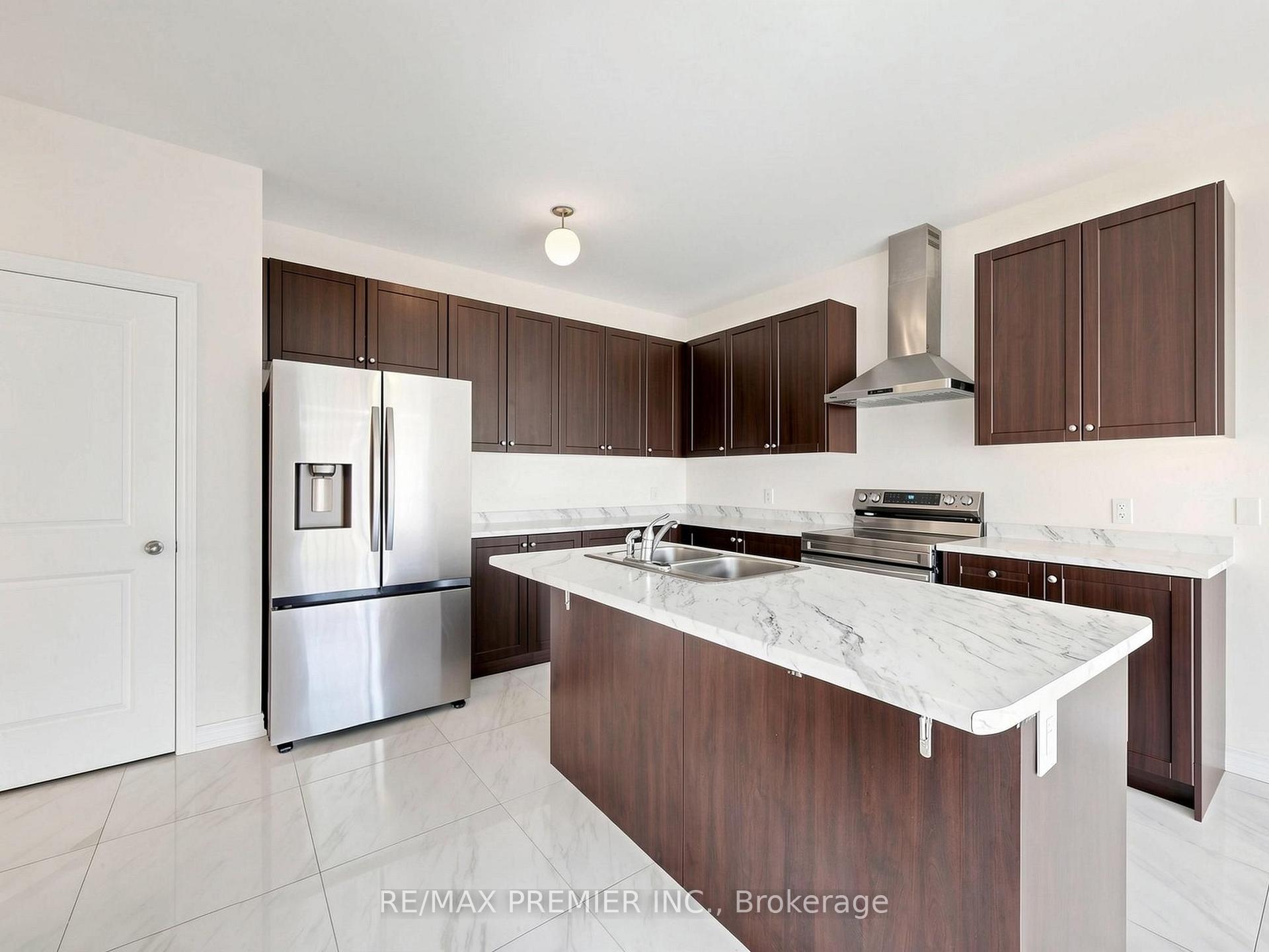 Photo 10 of 380 Leanne Lane, Shelburne — HOMEH