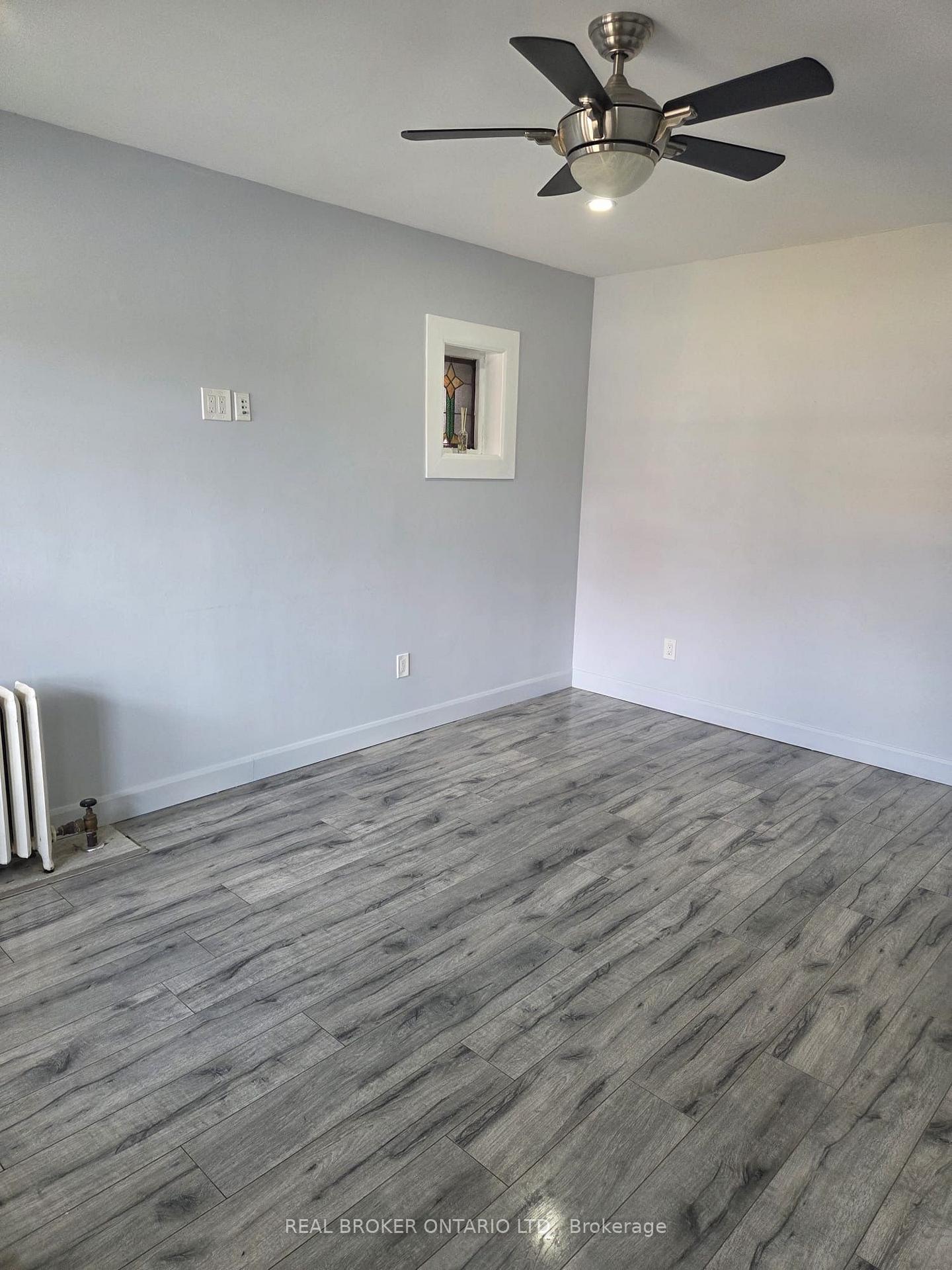 Photo 8 of Unit 3, 479 Aberdeen Avenue, Hamilton, Kirkendall — HOMEH
