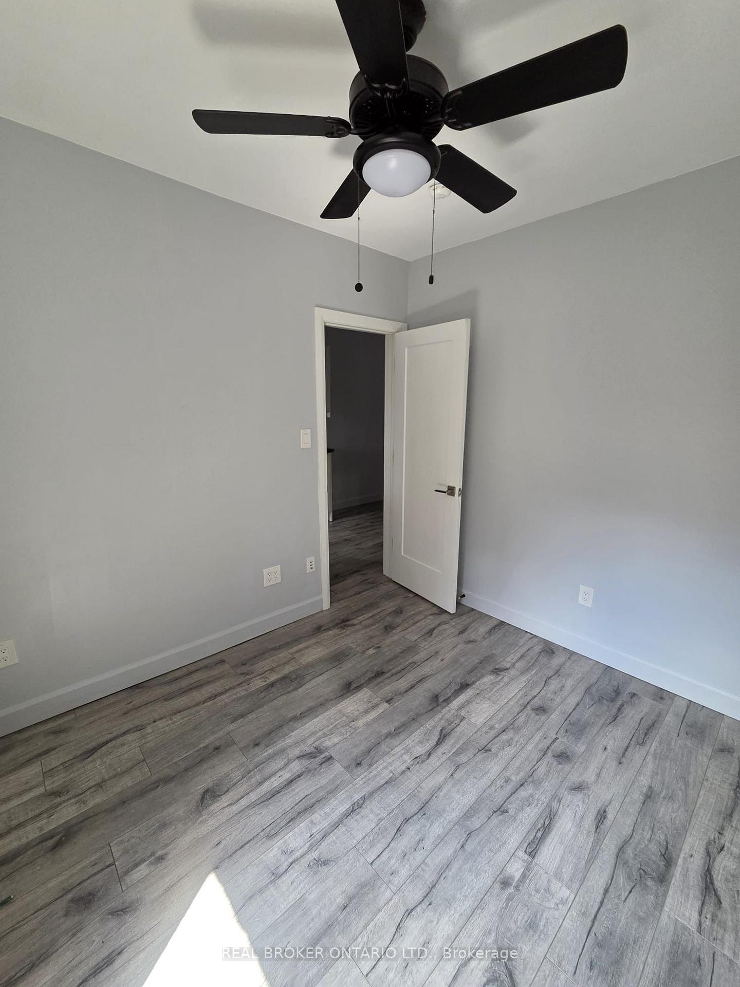 Photo 10 of Unit 3, 479 Aberdeen Avenue, Hamilton, Kirkendall — HOMEH