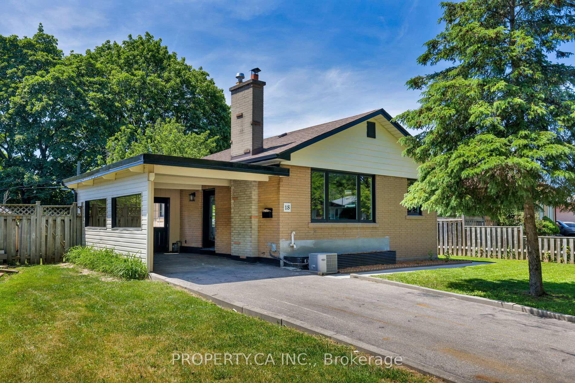 Photo 1 of 18 Alhart Drive, Etobicoke, Thistletown-Beaumonde Heights — HOMEH