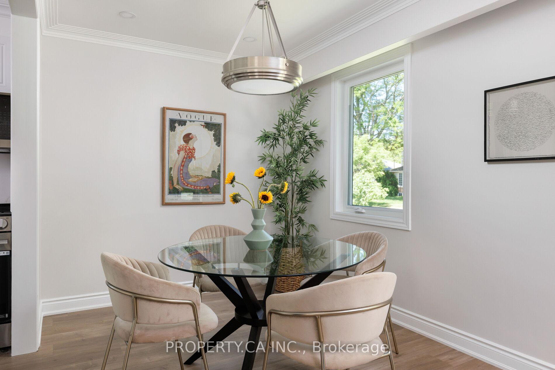 Photo 6 of 18 Alhart Drive, Etobicoke, Thistletown-Beaumonde Heights — HOMEH