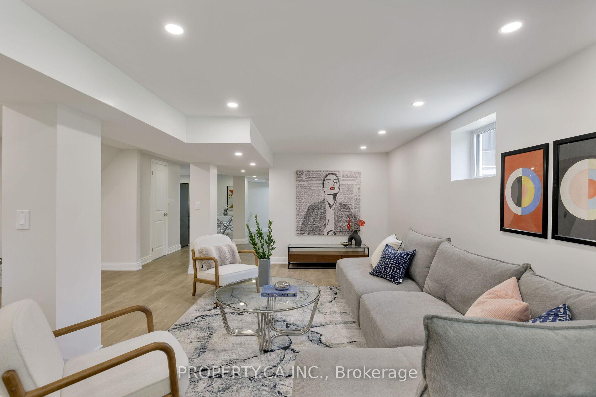 Photo 20 of 18 Alhart Drive, Etobicoke, Thistletown-Beaumonde Heights — HOMEH