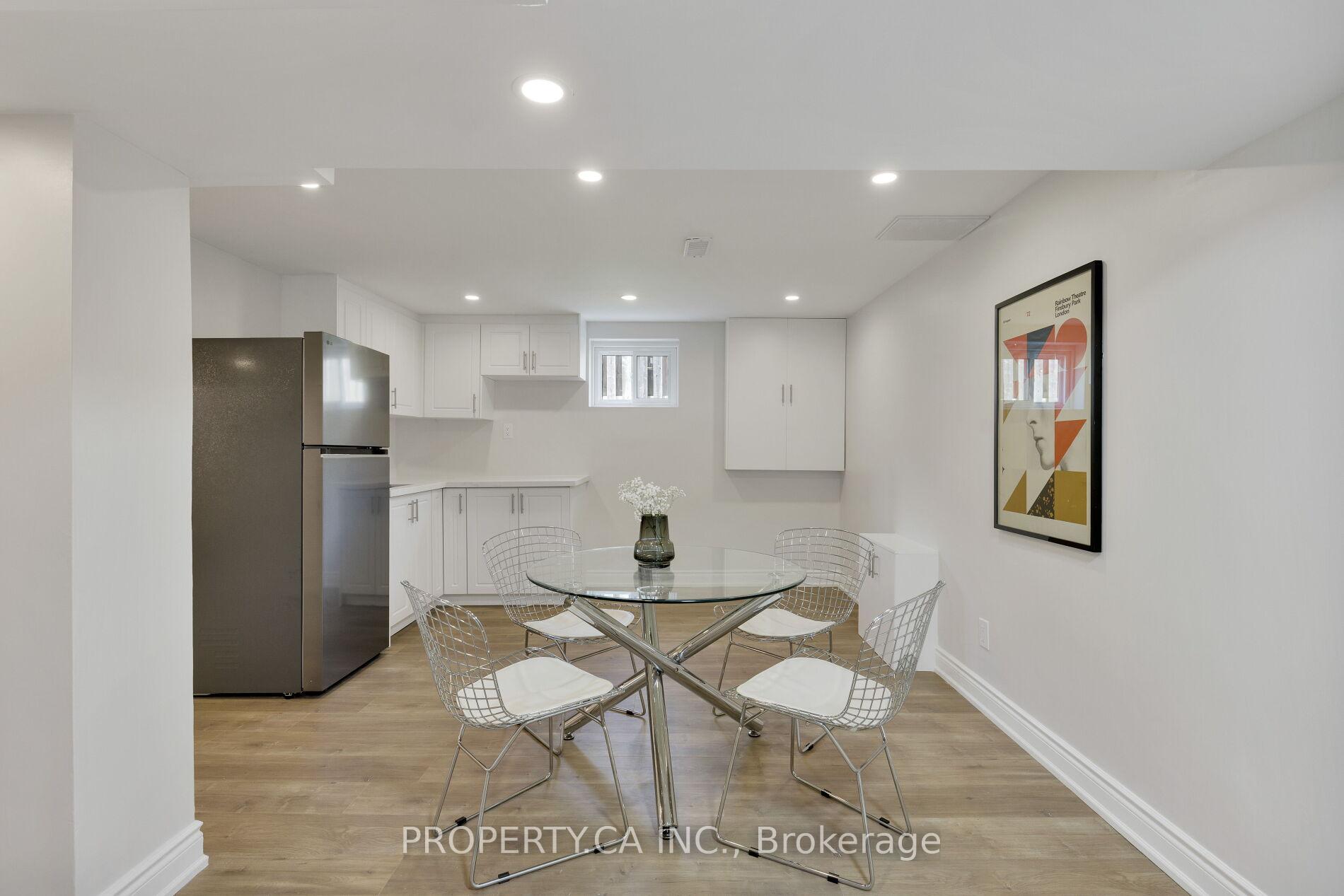 Photo 22 of 18 Alhart Drive, Etobicoke, Thistletown-Beaumonde Heights — HOMEH