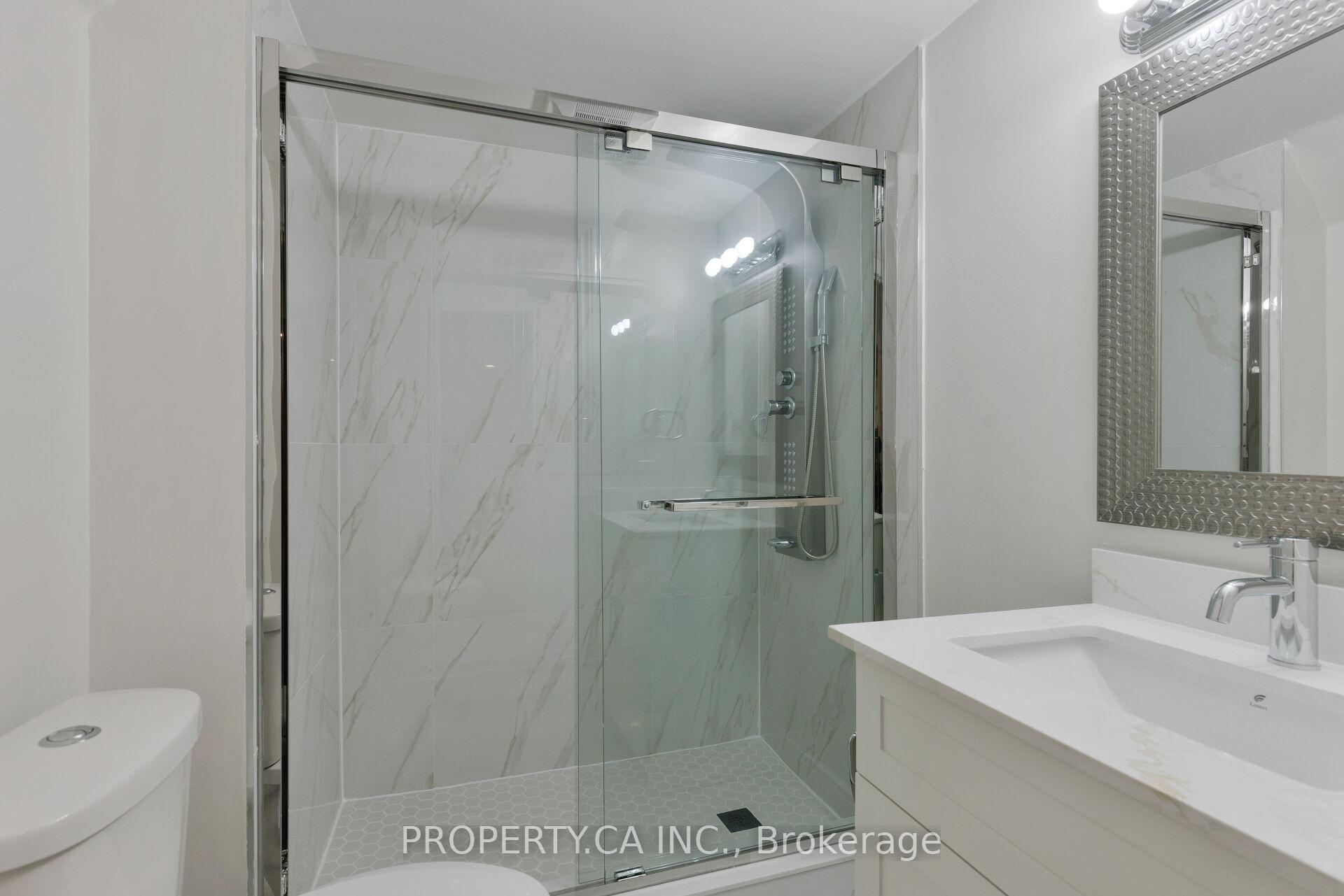 Photo 23 of 18 Alhart Drive, Etobicoke, Thistletown-Beaumonde Heights — HOMEH