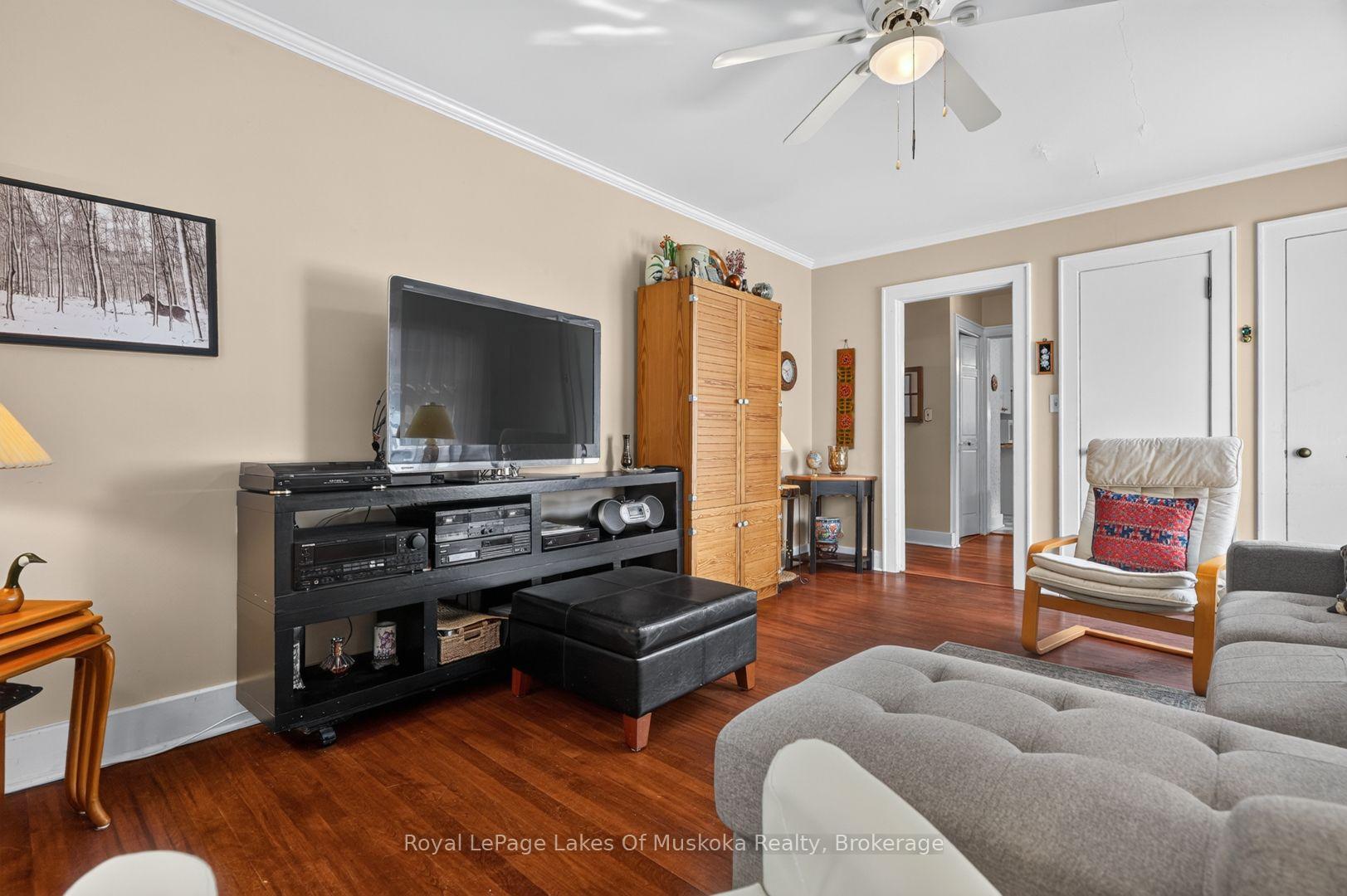 Photo 20 of 2 Mountview Avenue, Huntsville — HOMEH