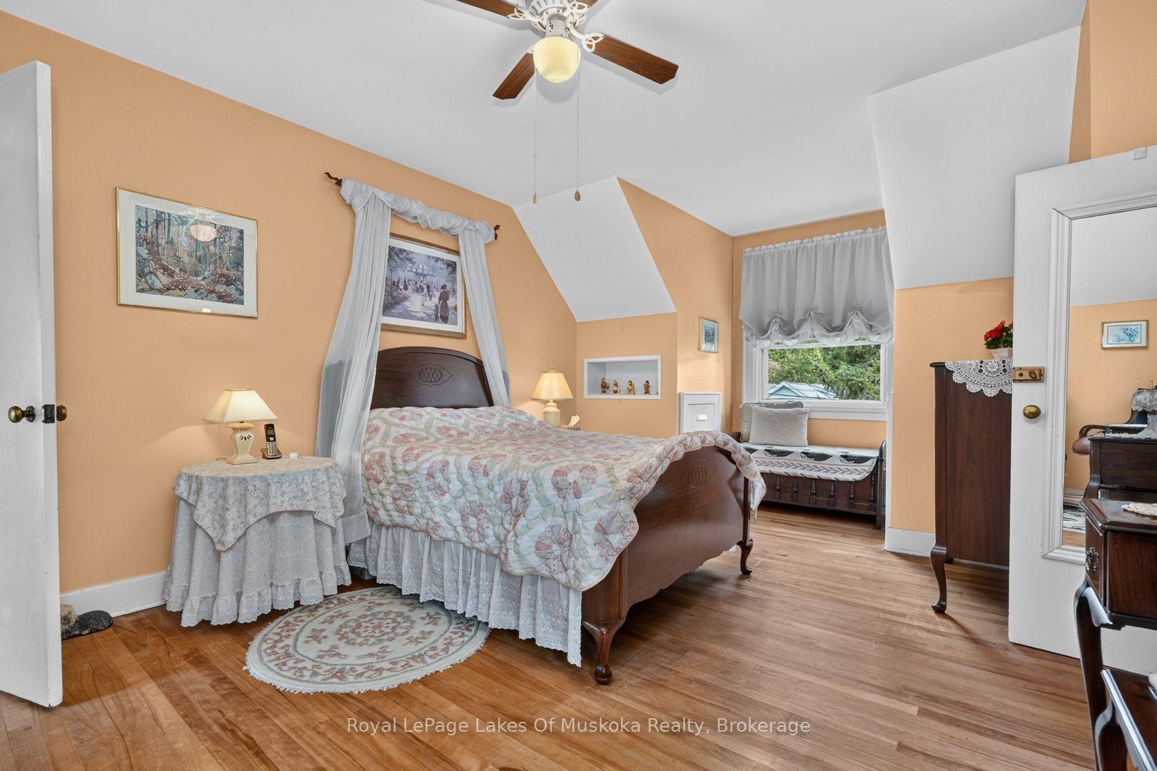 Photo 25 of 2 Mountview Avenue, Huntsville — HOMEH