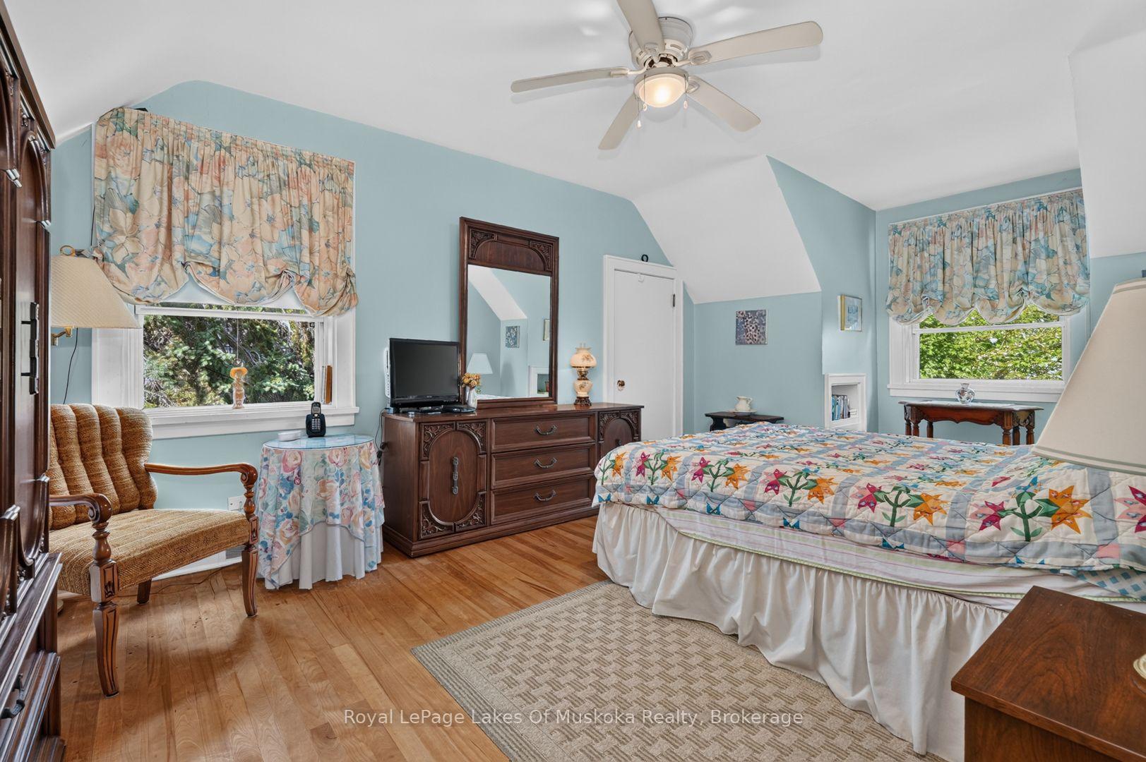 Photo 29 of 2 Mountview Avenue, Huntsville — HOMEH