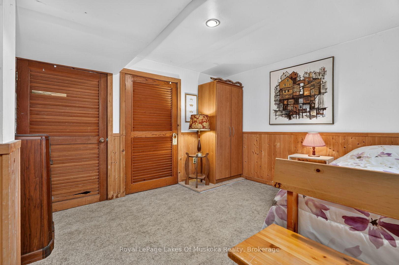 Photo 37 of 2 Mountview Avenue, Huntsville — HOMEH