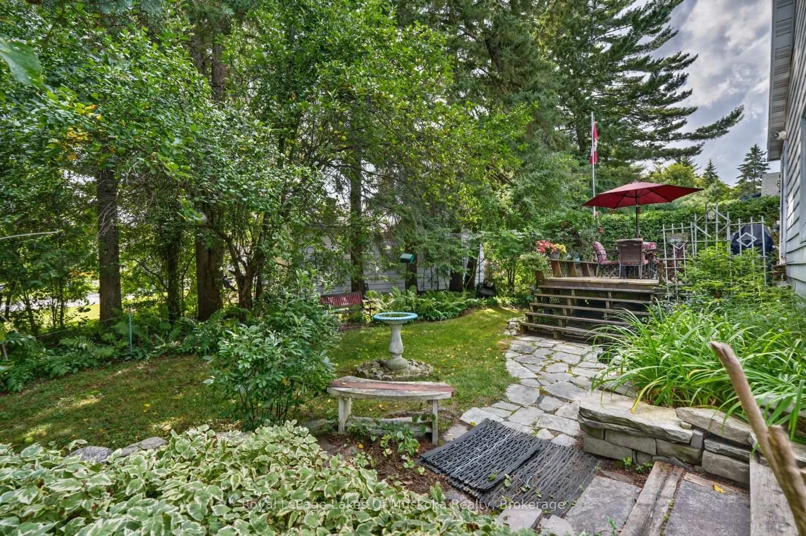 Photo 42 of 2 Mountview Avenue, Huntsville — HOMEH