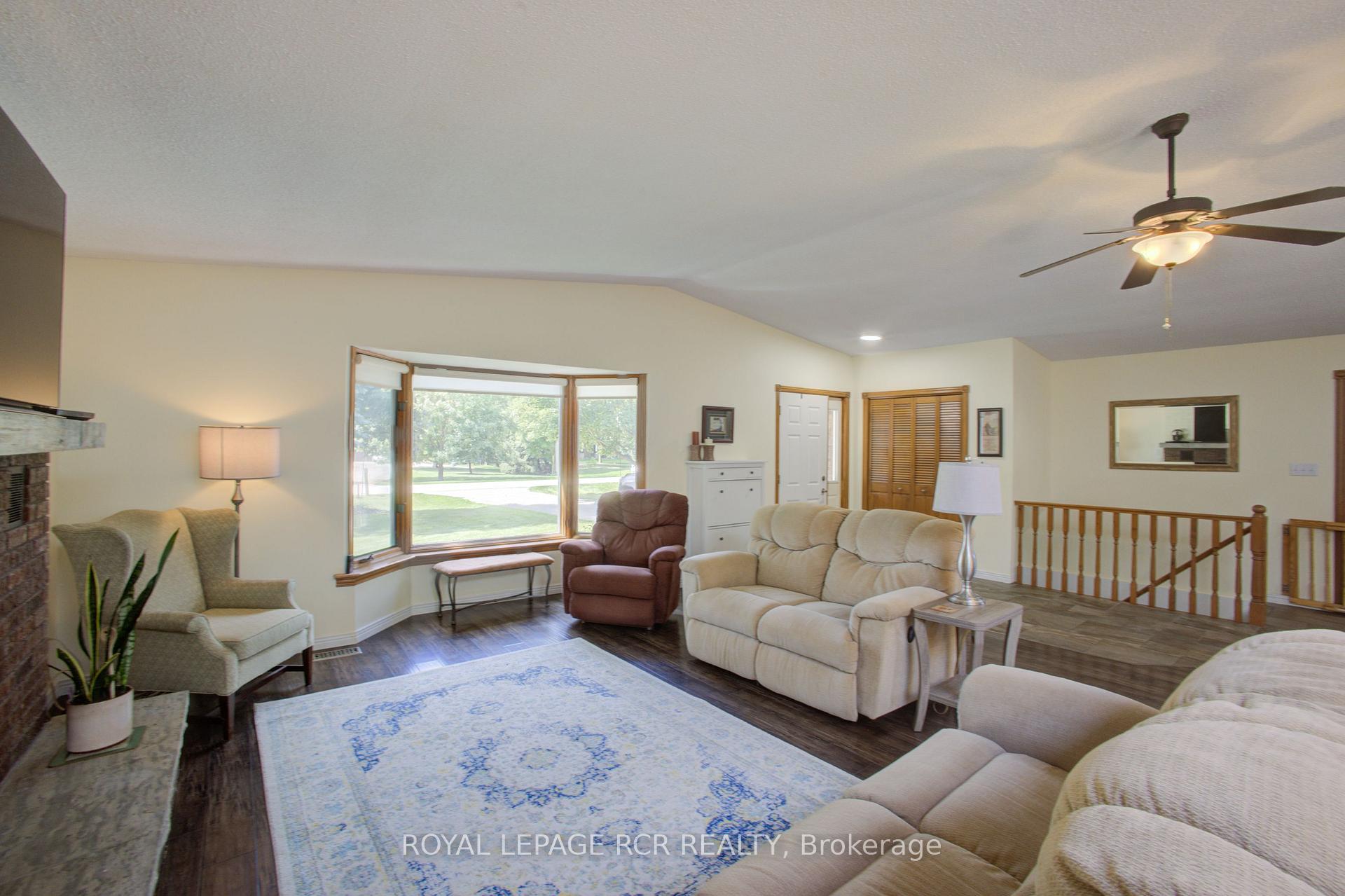 Photo 8 of 181 McFarlin Drive, Southgate — HOMEH