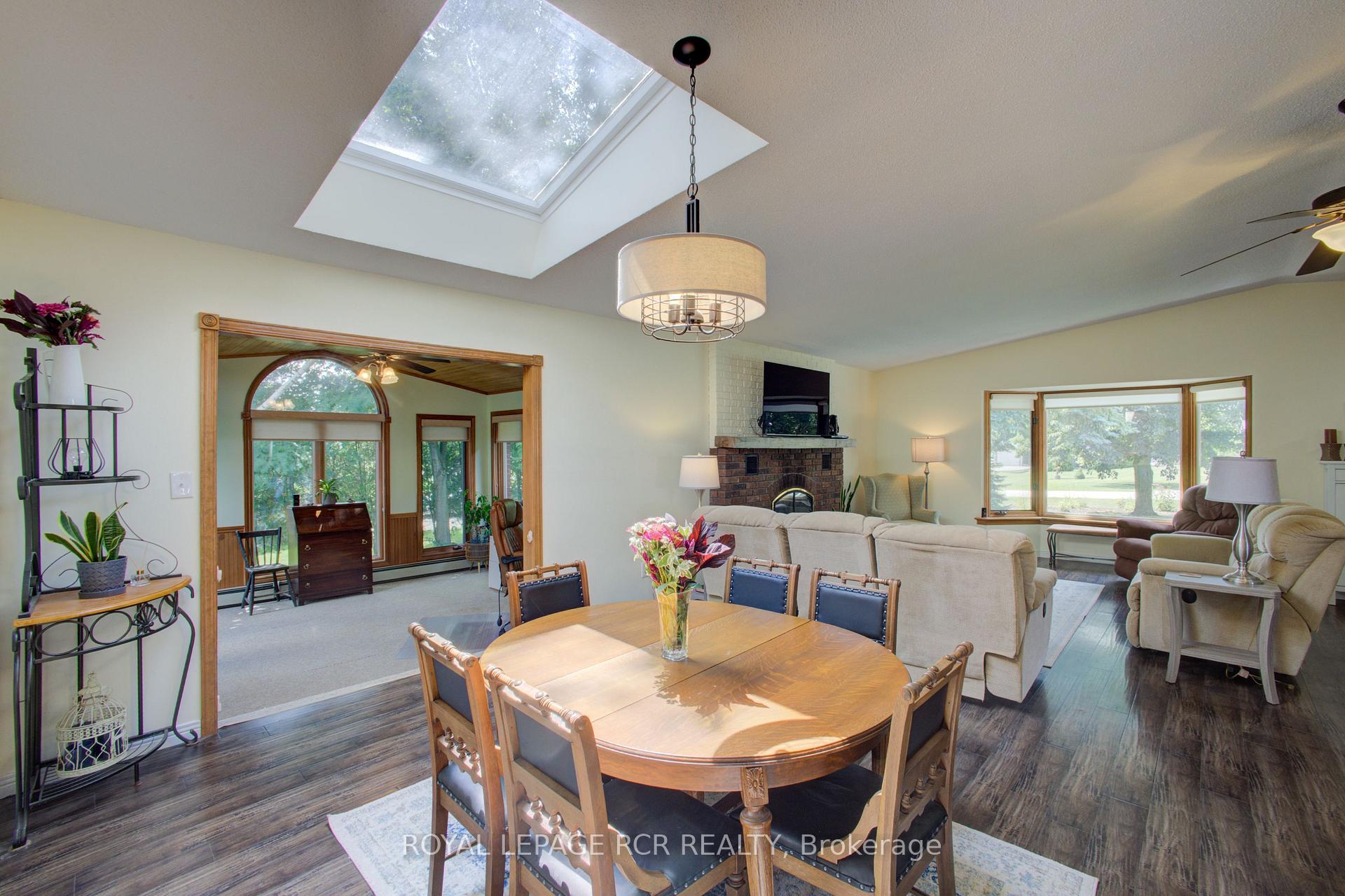 Photo 12 of 181 McFarlin Drive, Southgate — HOMEH