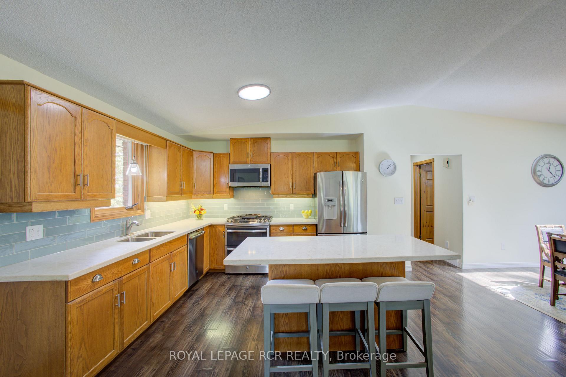Photo 14 of 181 McFarlin Drive, Southgate — HOMEH
