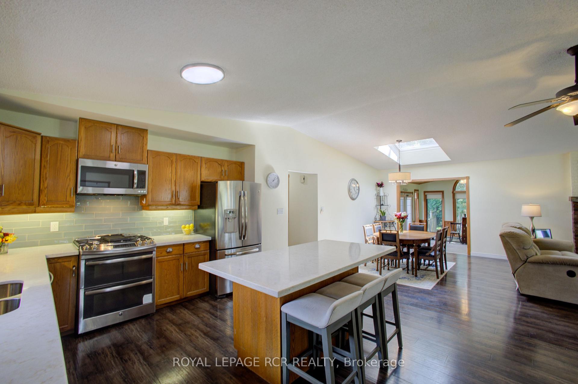 Photo 15 of 181 McFarlin Drive, Southgate — HOMEH