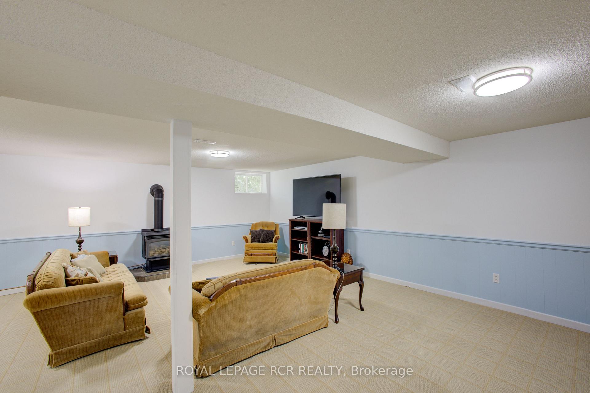 Photo 25 of 181 McFarlin Drive, Southgate — HOMEH