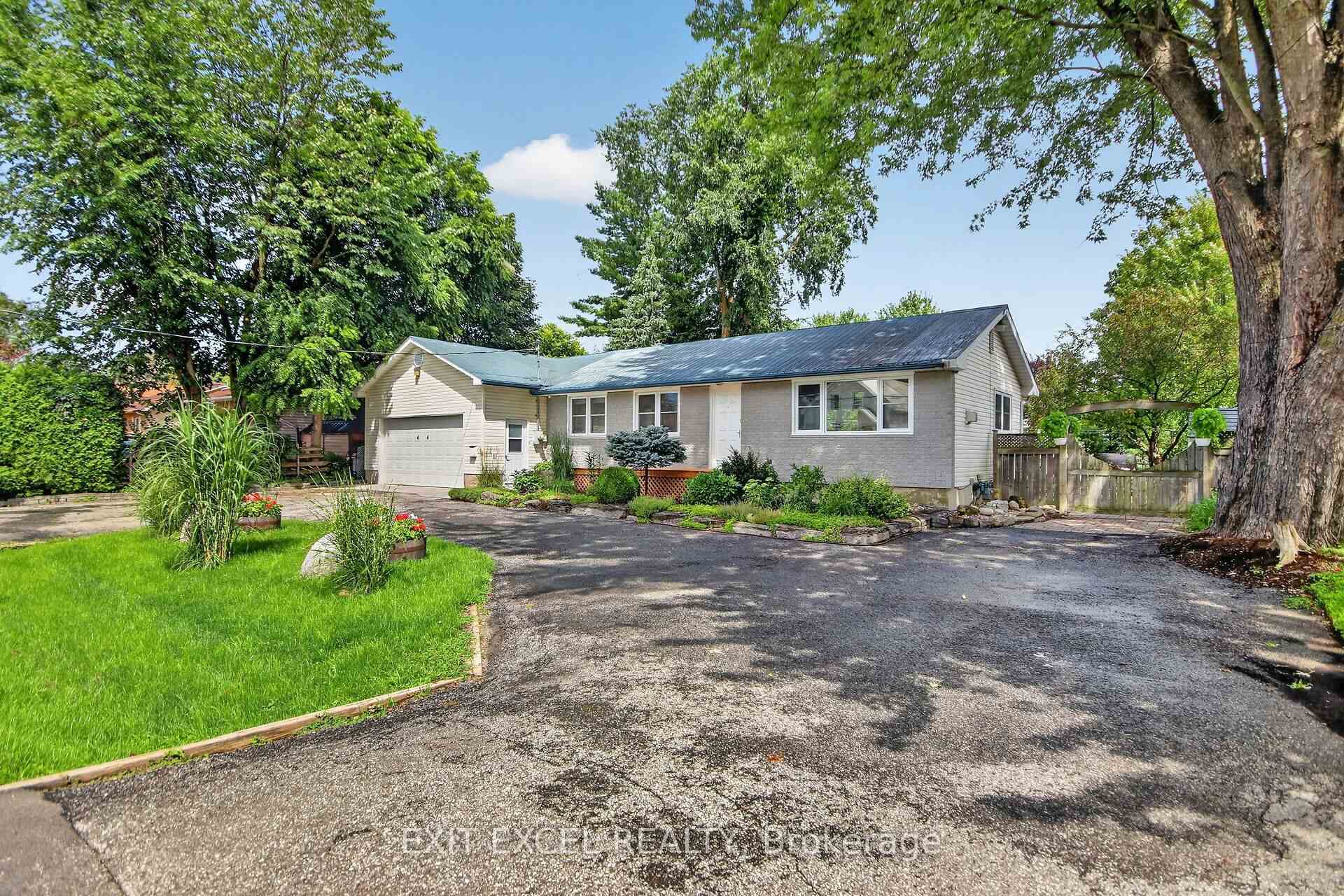 Photo 41 of 44 Colonel Murray Street, Ottawa, Richmond — HOMEH