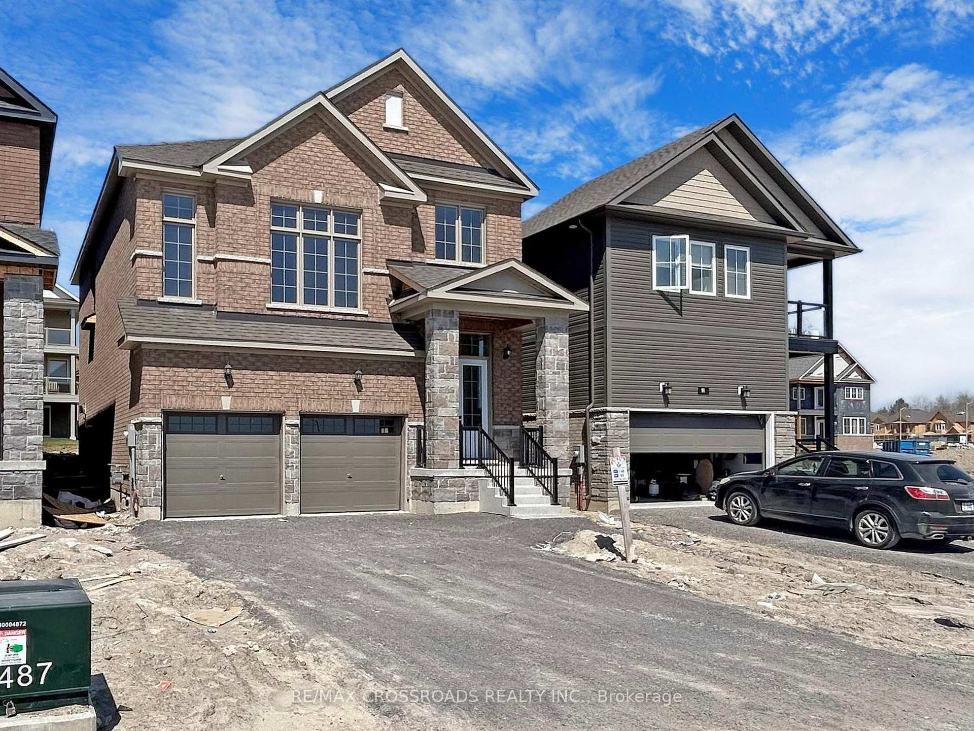 Photo 2 of 93 York Drive, Peterborough, Monaghan Ward 2 — HOMEH