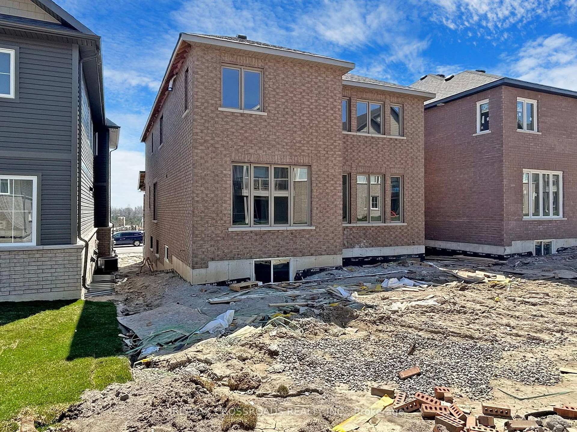 Photo 49 of 93 York Drive, Peterborough, Monaghan Ward 2 — HOMEH
