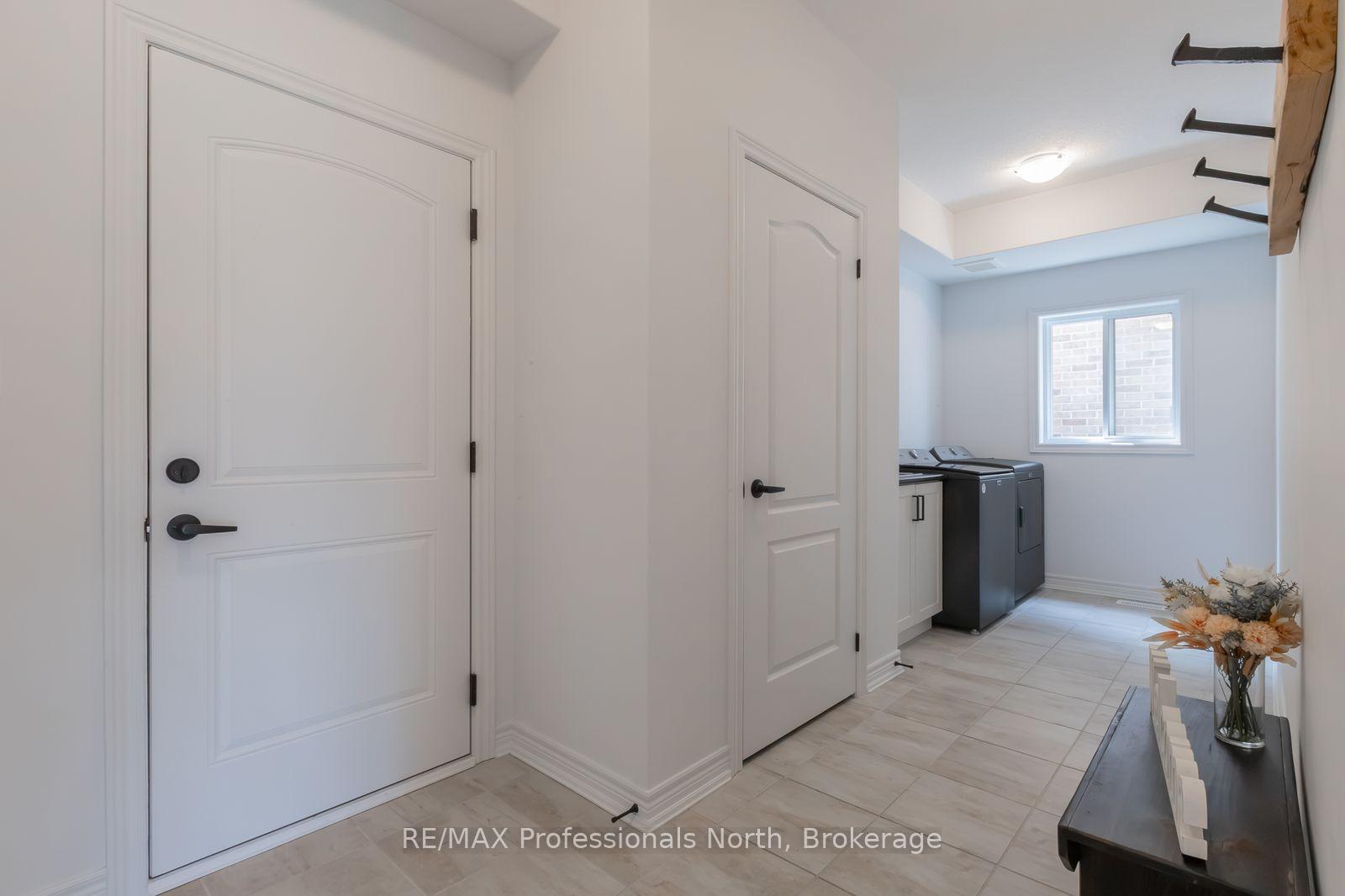 Photo 18 of 75 Eaglecrest Avenue, Huntsville, Chaffey — HOMEH