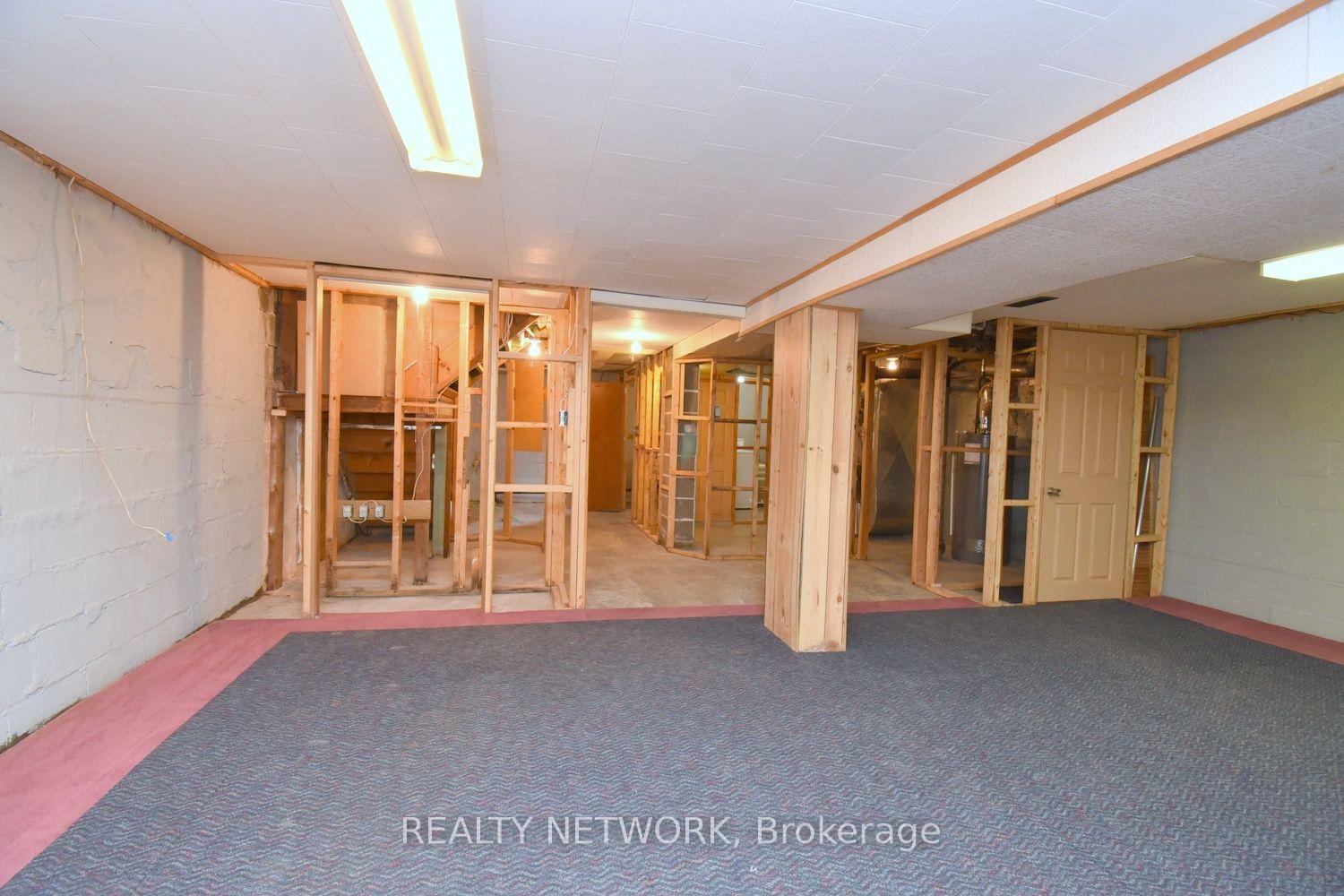 Photo 20 of 575 Upper Wentworth Street, Hamilton, Eastmount — HOMEH