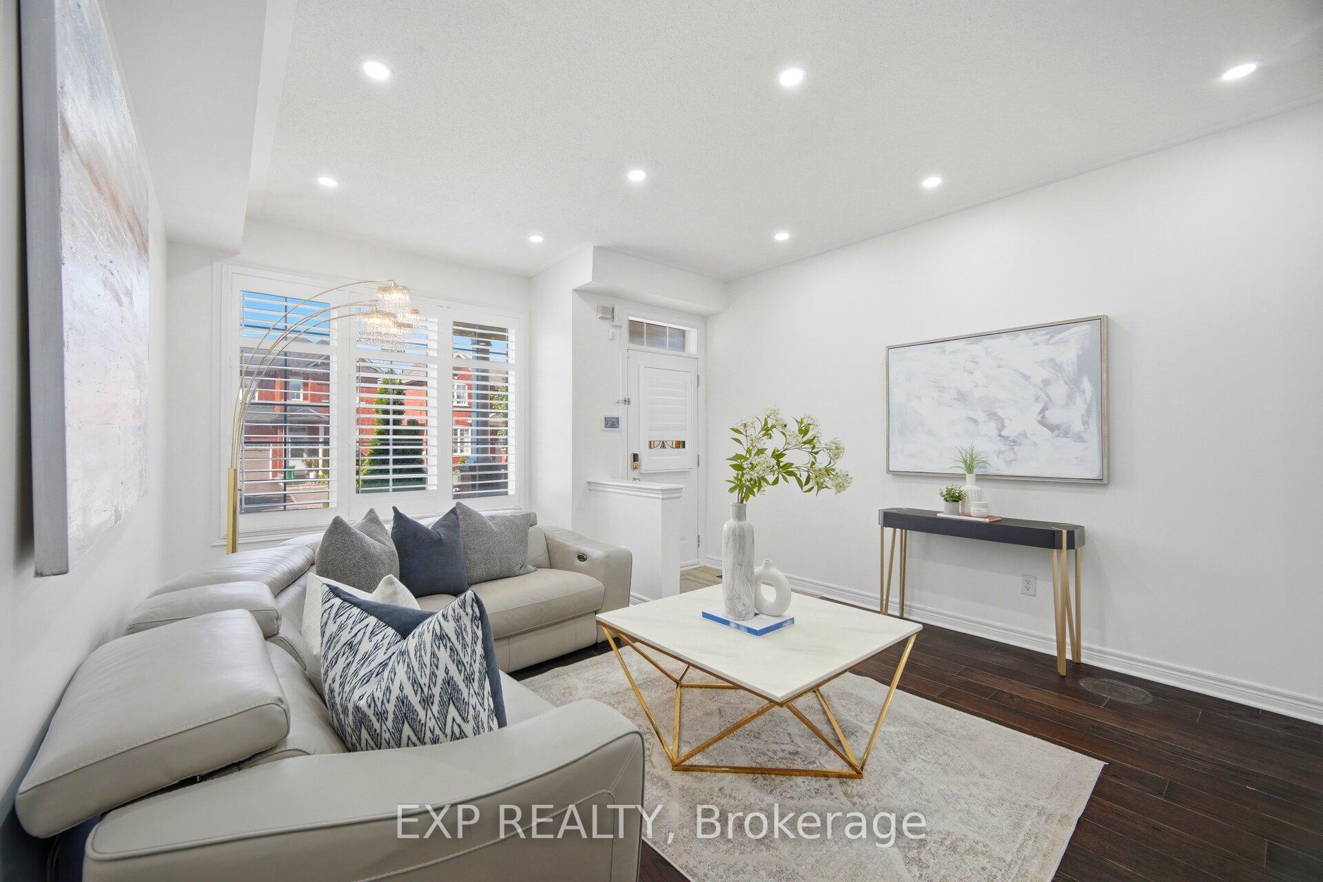 Photo 7 of 37 Totten Drive, Brampton, Sandringham-Wellington — HOMEH