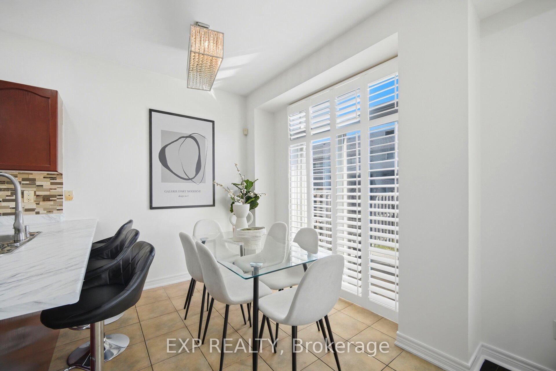 Photo 16 of 37 Totten Drive, Brampton, Sandringham-Wellington — HOMEH