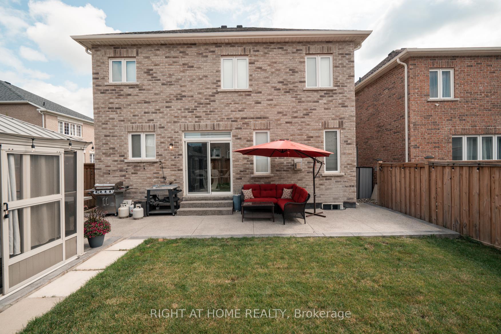 Photo 46 of 4 Bill Hutchinson Crescent, Clarington, Bowmanville — HOMEH
