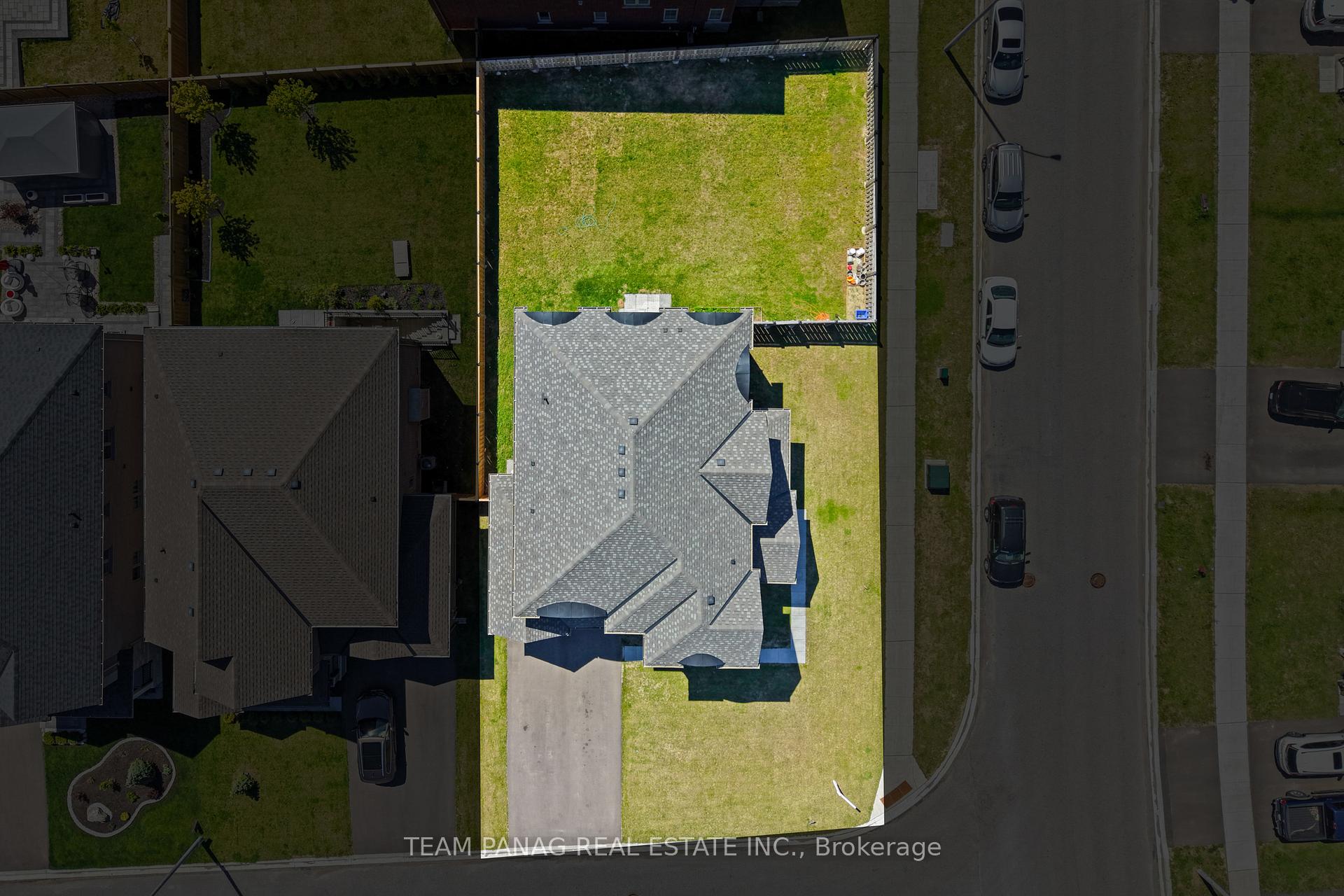 Photo 5 of 1614 Sharpe Street E, Innisfil, Rural Innisfil — HOMEH