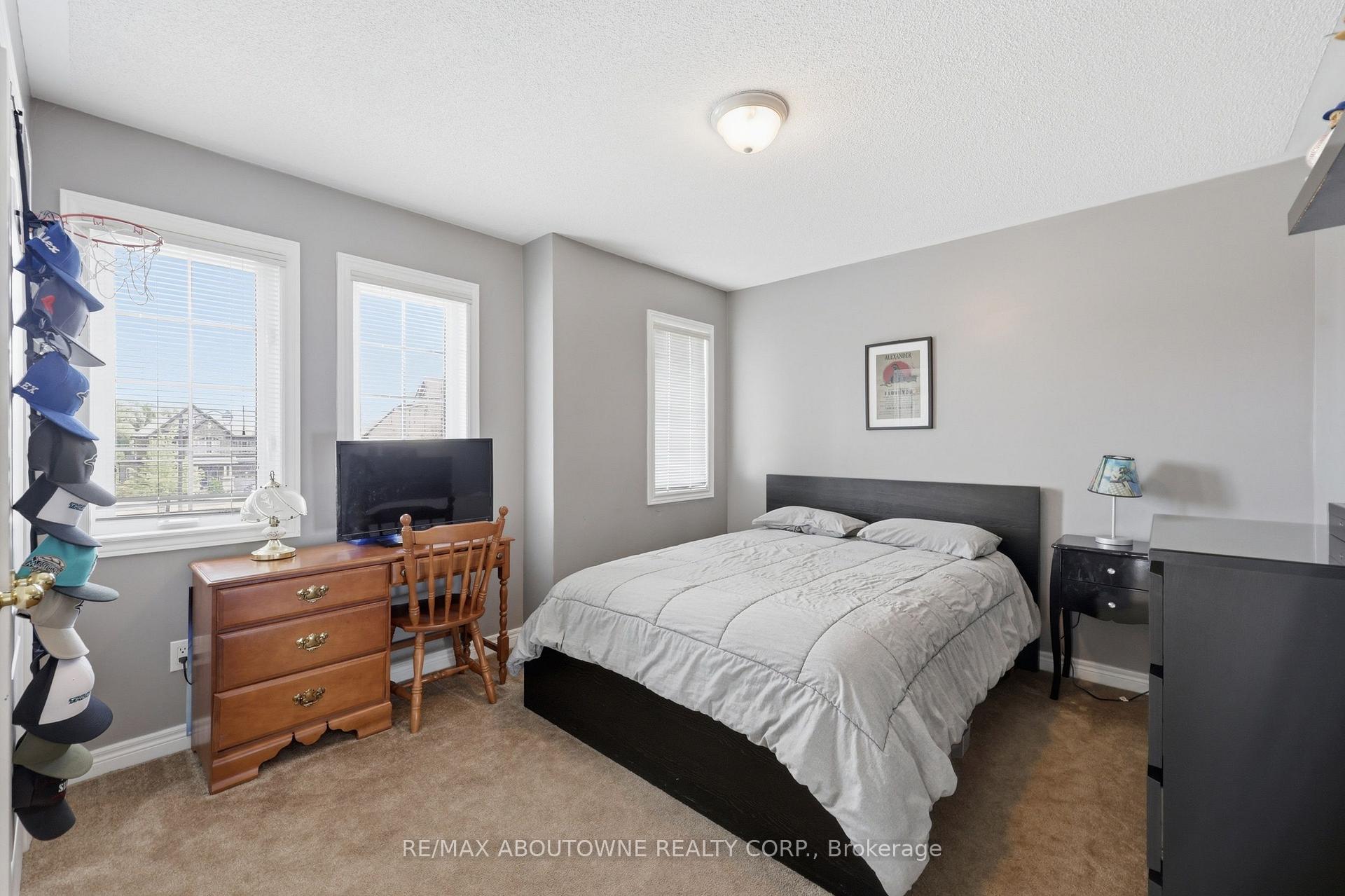 Photo 28 of 738 Fourth Line, Milton, Beaty — HOMEH