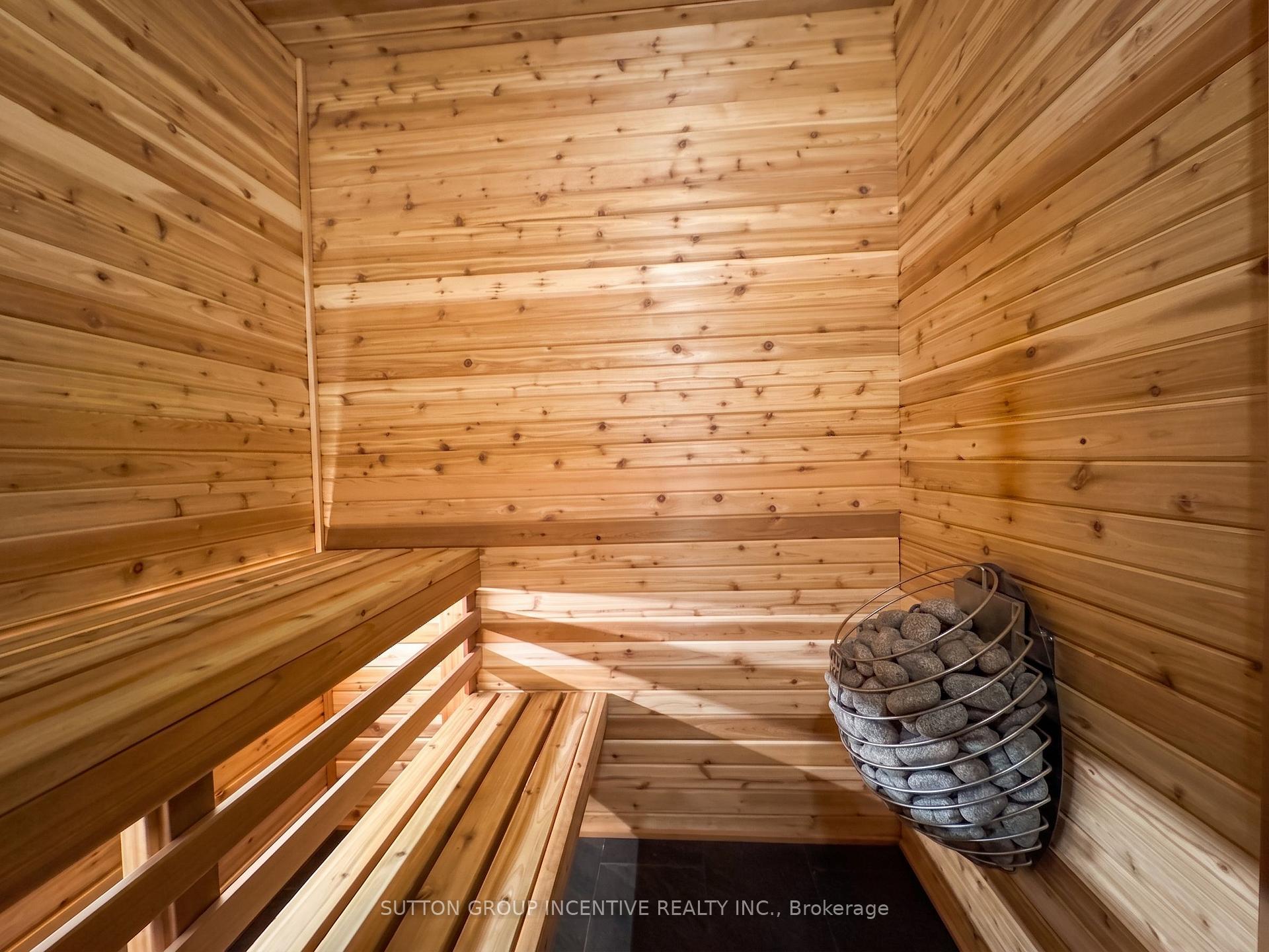 Photo 32 of 8 Alpine Way, Oro-Medonte, Horseshoe Valley — HOMEH