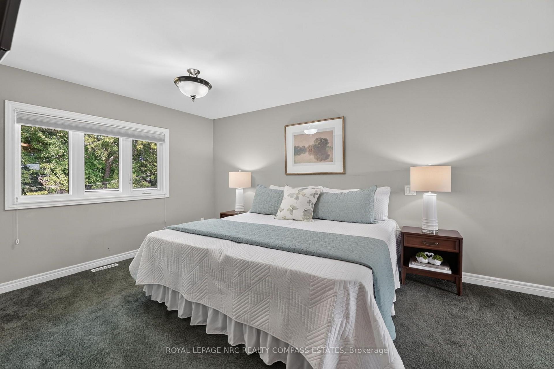 Photo 19 of 18 Lockview Crescent, St. Catharines, Bunting/Linwell — HOMEH