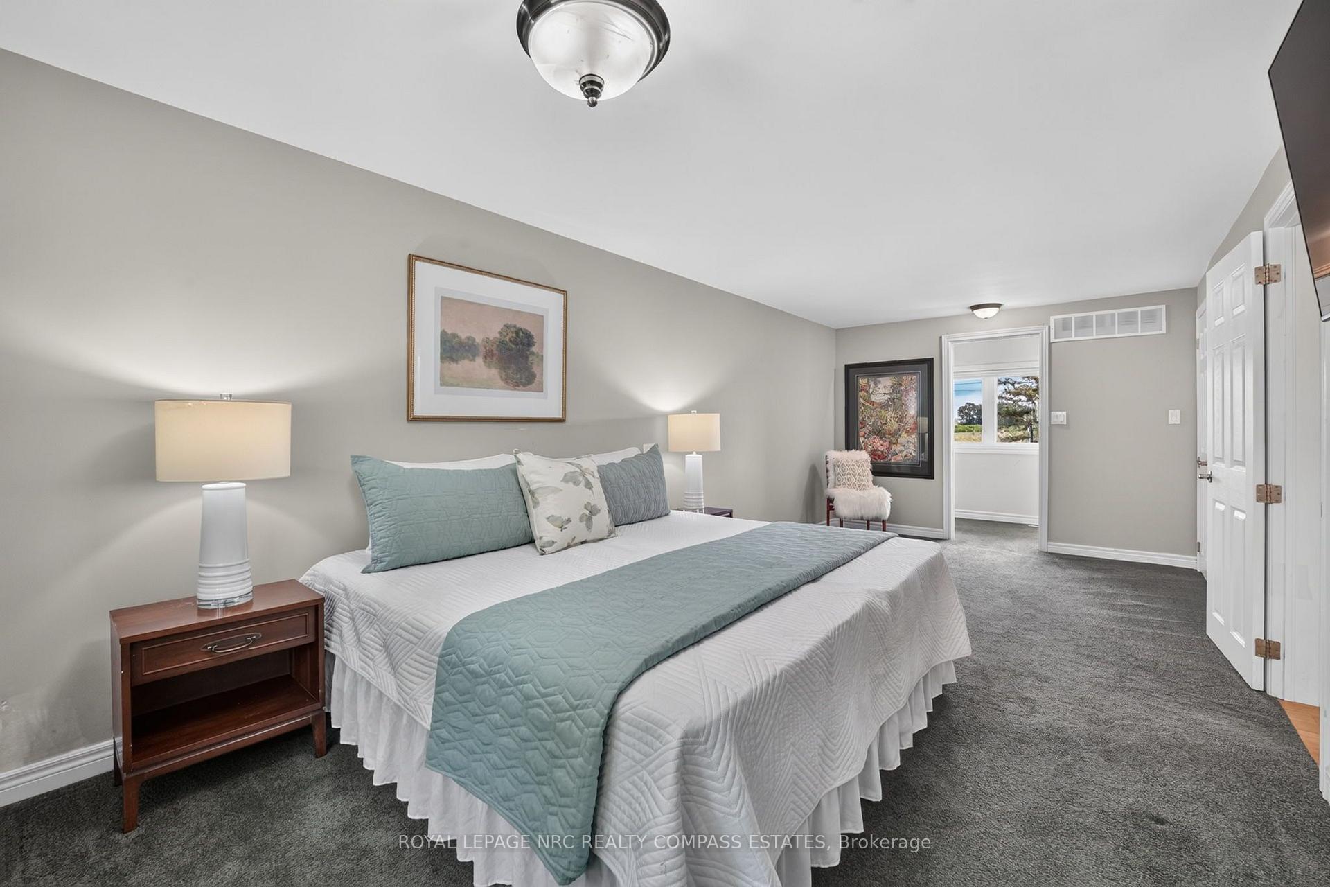 Photo 20 of 18 Lockview Crescent, St. Catharines, Bunting/Linwell — HOMEH