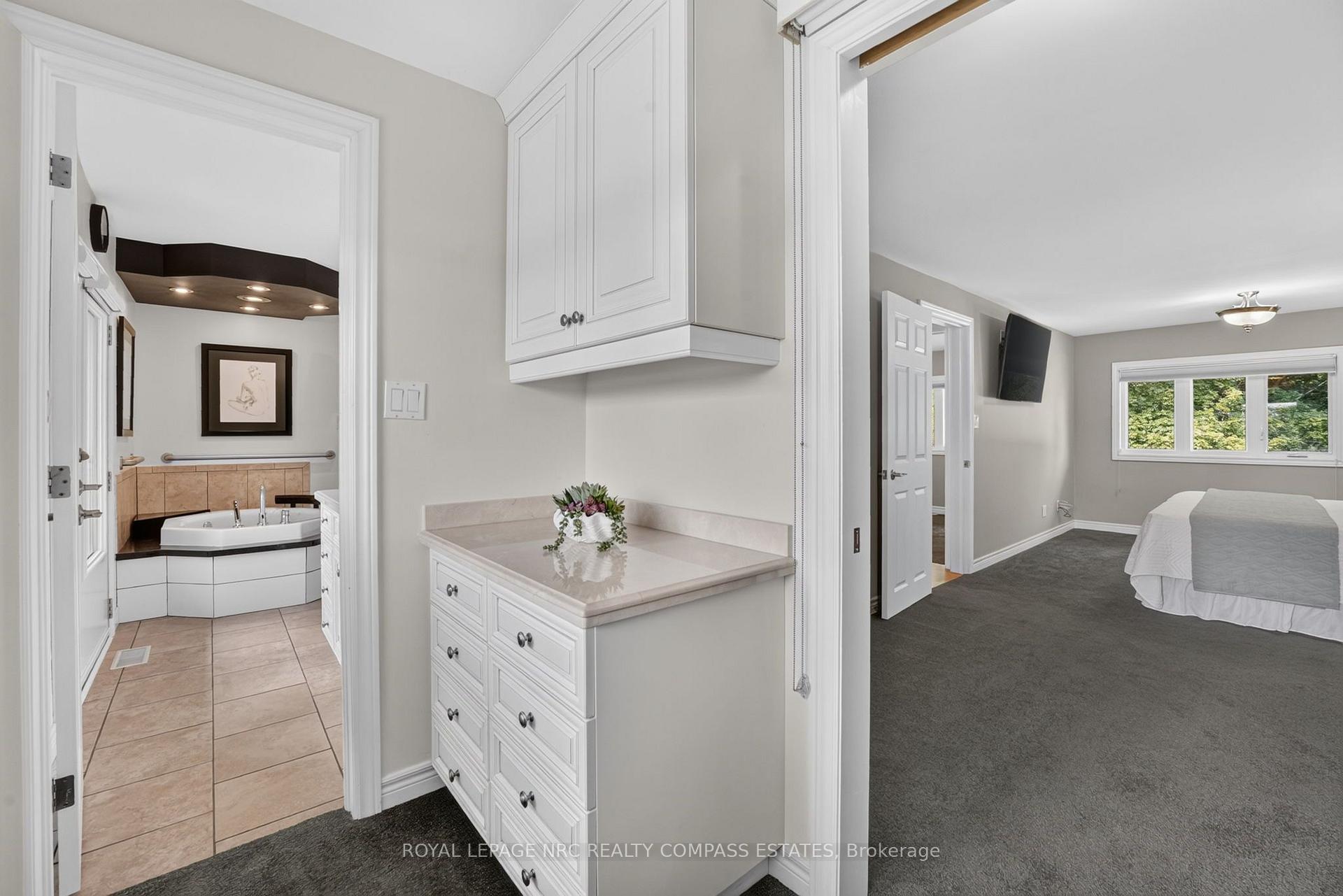 Photo 21 of 18 Lockview Crescent, St. Catharines, Bunting/Linwell — HOMEH