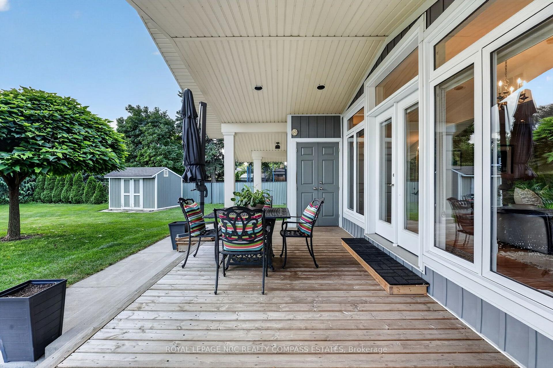 Photo 37 of 18 Lockview Crescent, St. Catharines, Bunting/Linwell — HOMEH