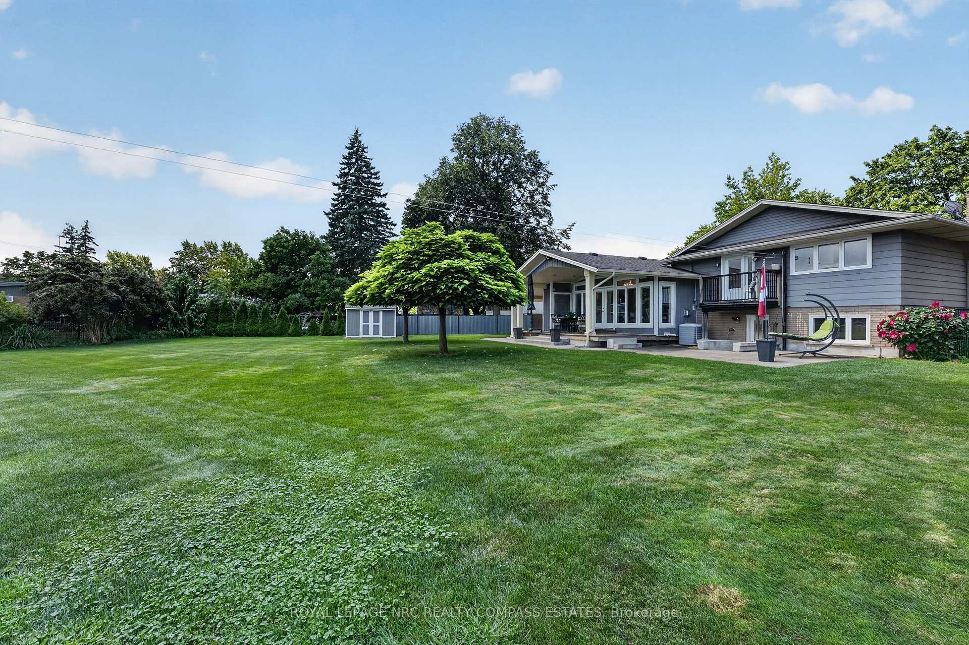 Photo 40 of 18 Lockview Crescent, St. Catharines, Bunting/Linwell — HOMEH