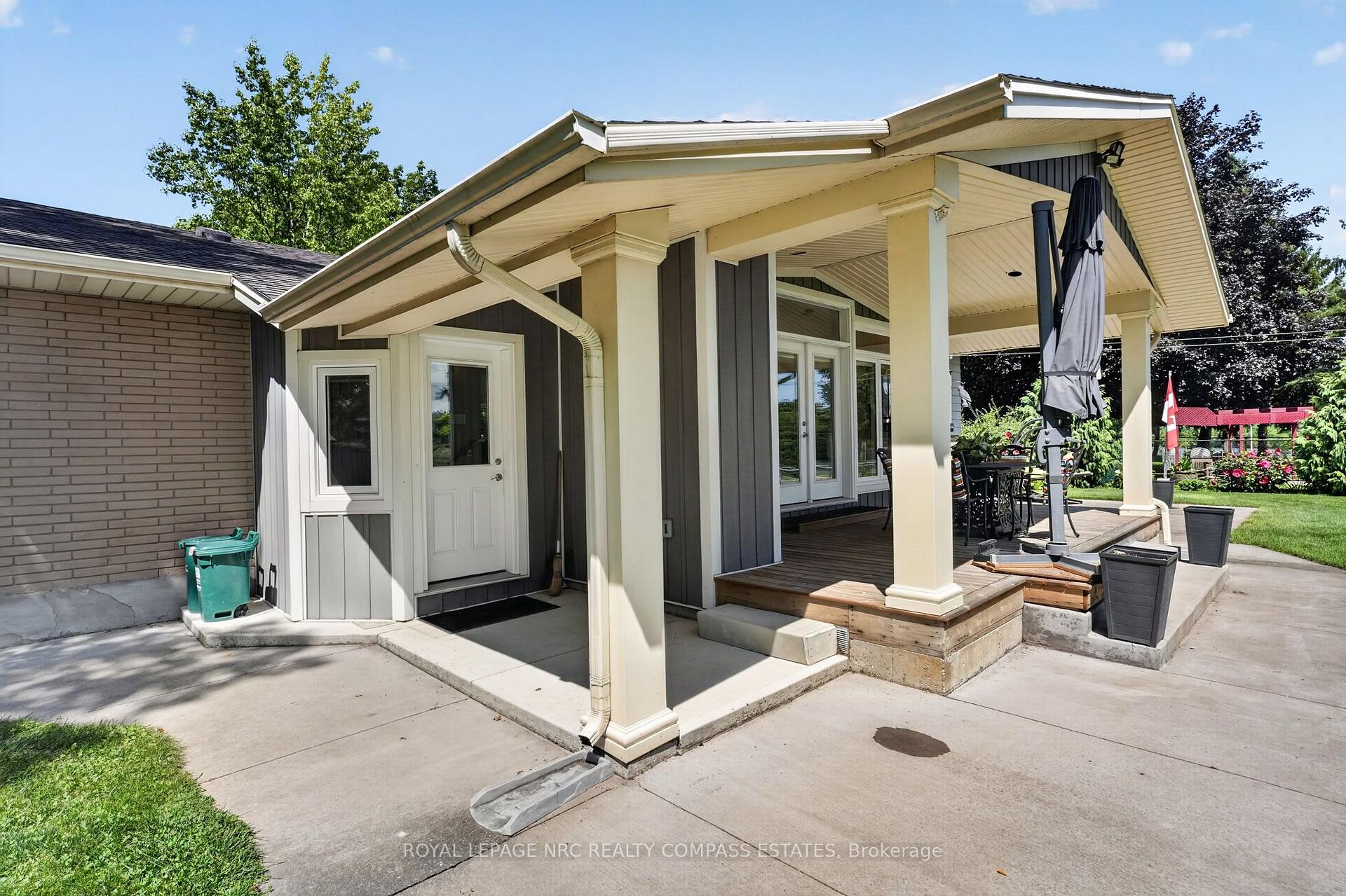 Photo 41 of 18 Lockview Crescent, St. Catharines, Bunting/Linwell — HOMEH