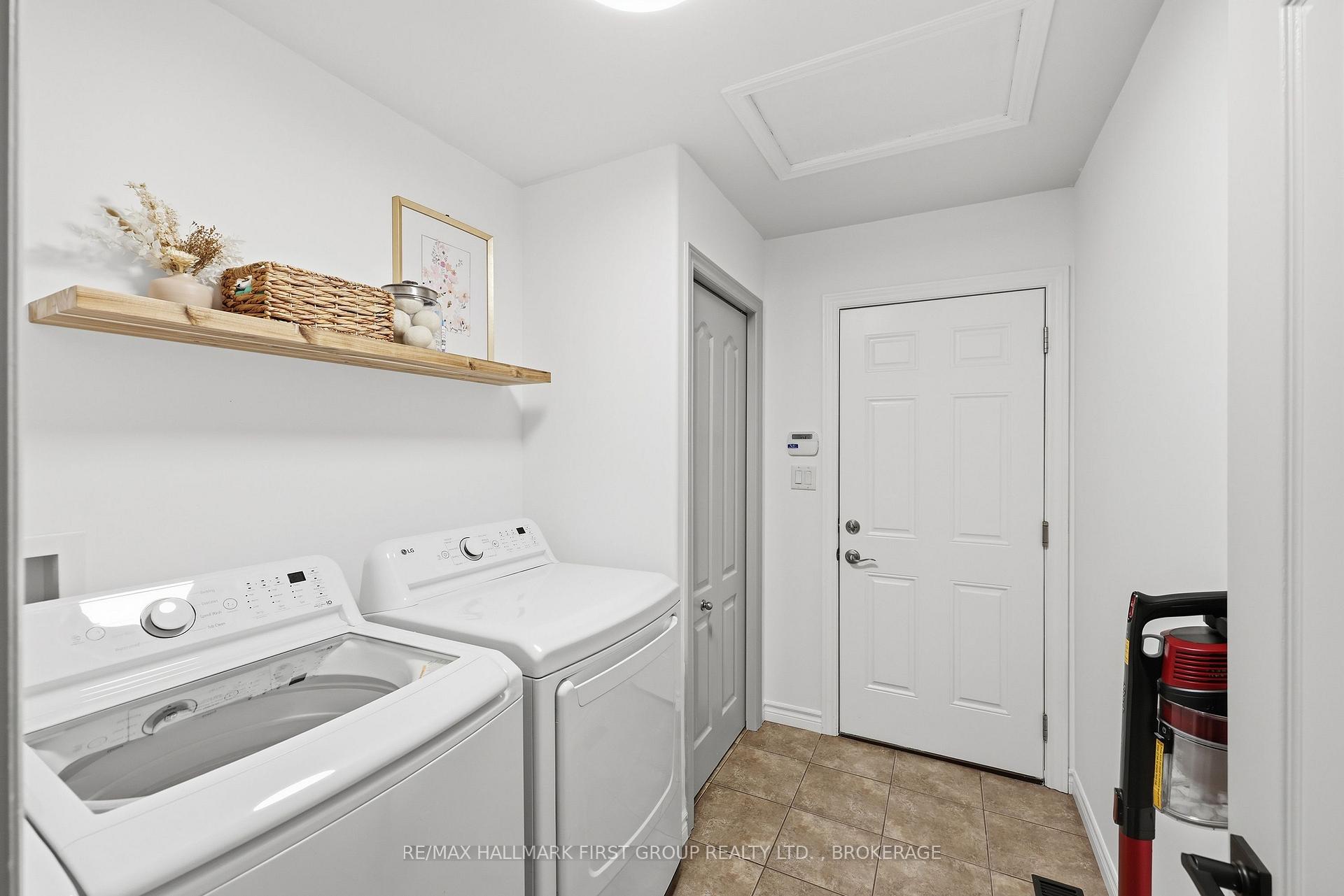 Photo 32 of 1286 Mazzolin Crescent, Kingston, City Northwest — HOMEH