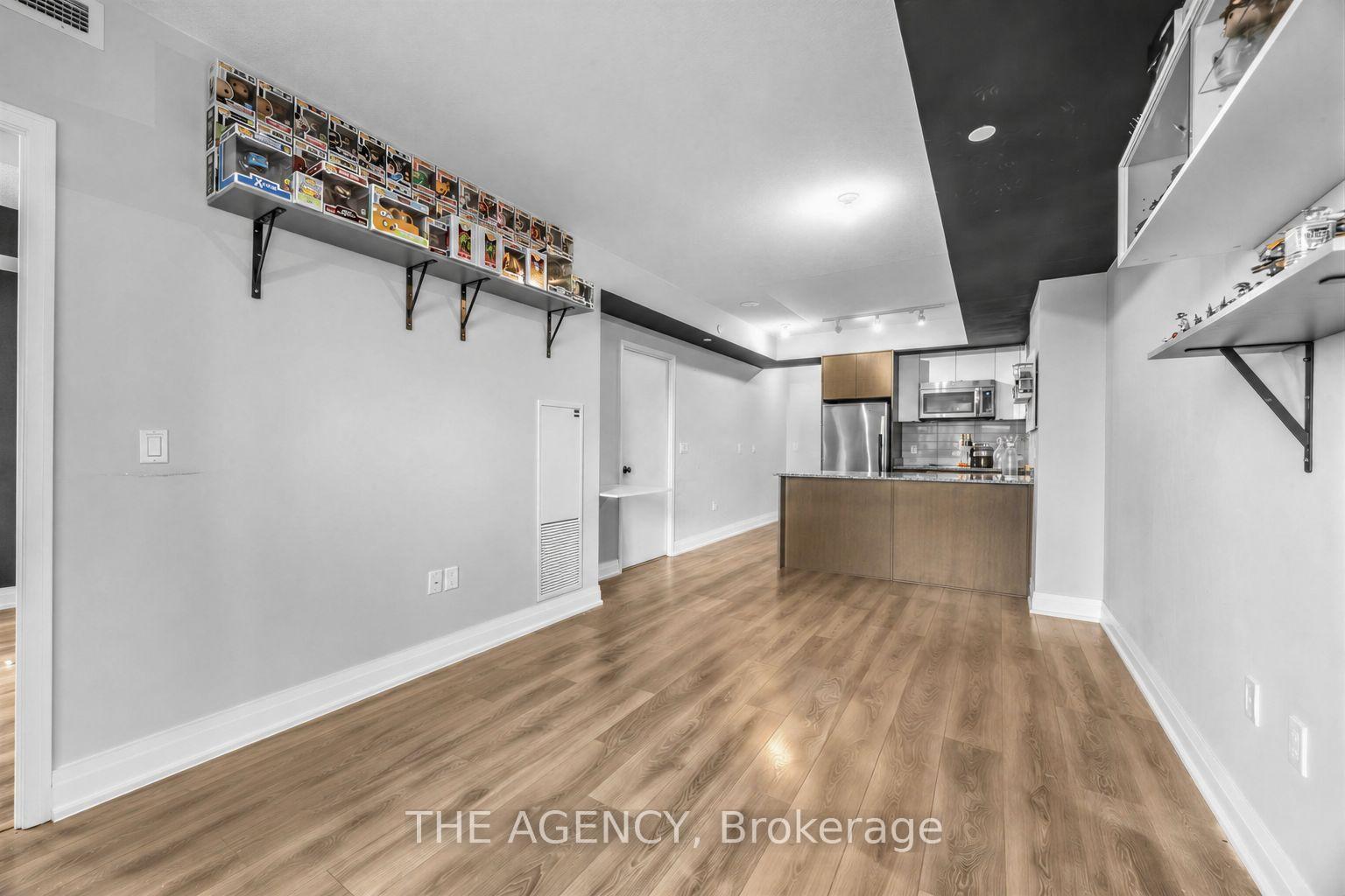 Photo 5 of Unit 1409, 9 Valhalla Inn Road, Etobicoke, Islington-City Centre West — HOMEH