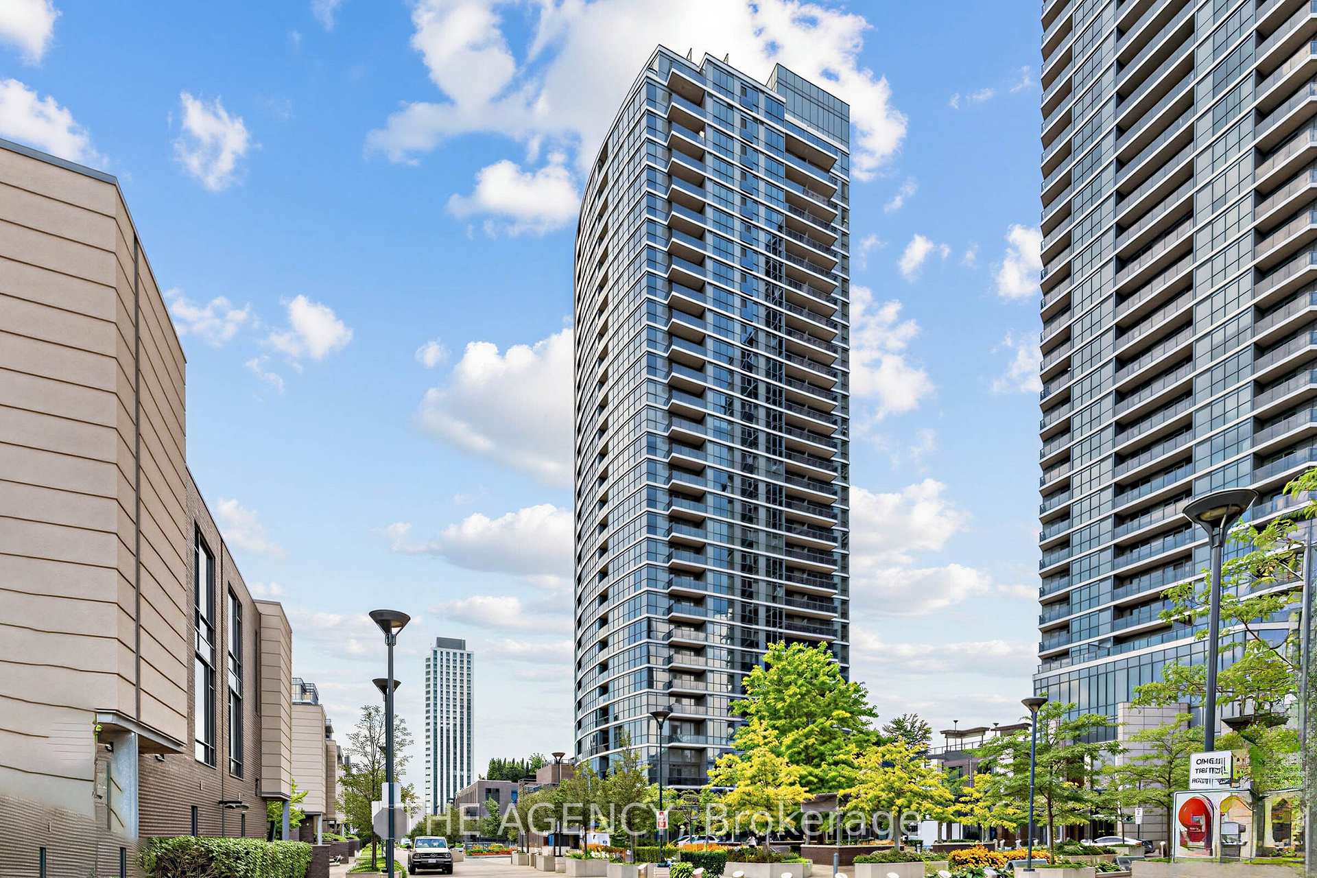 Photo 15 of Unit 1409, 9 Valhalla Inn Road, Etobicoke, Islington-City Centre West — HOMEH