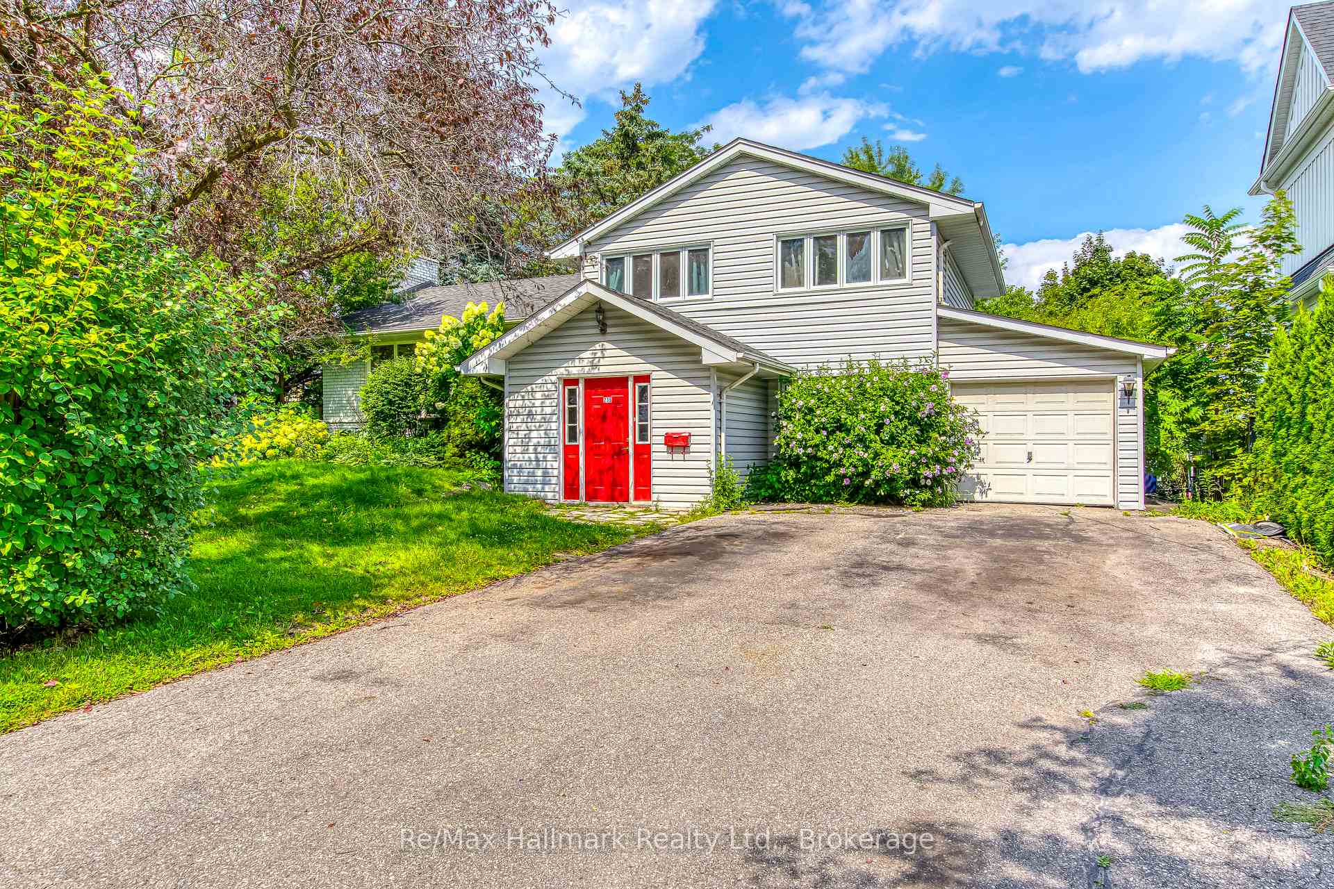 Front of 235 Tweedsdale Crescent