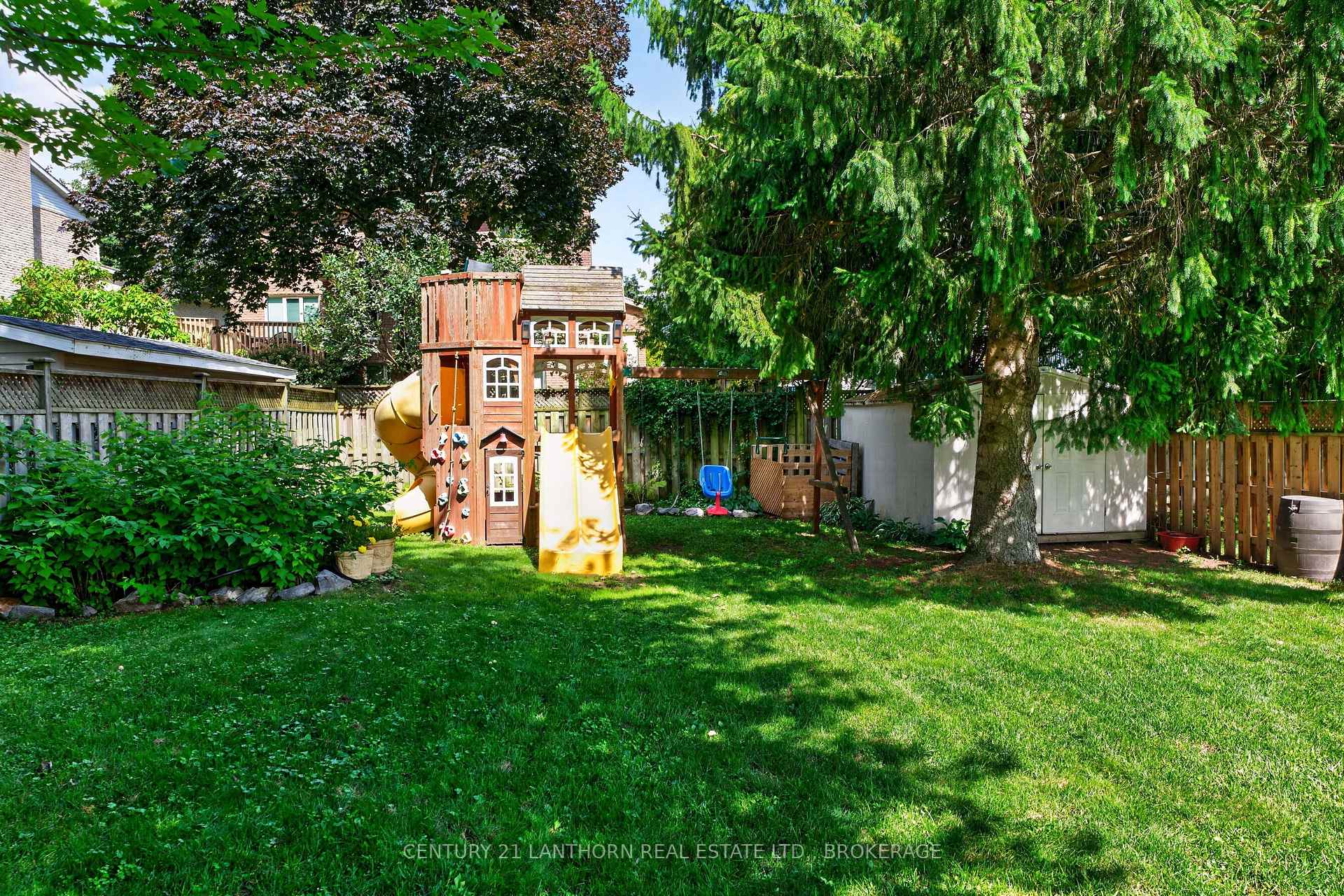 Photo 6 of 1006 Dillingham Street, Kingston, North of Taylor-Kidd Blvd — HOMEH