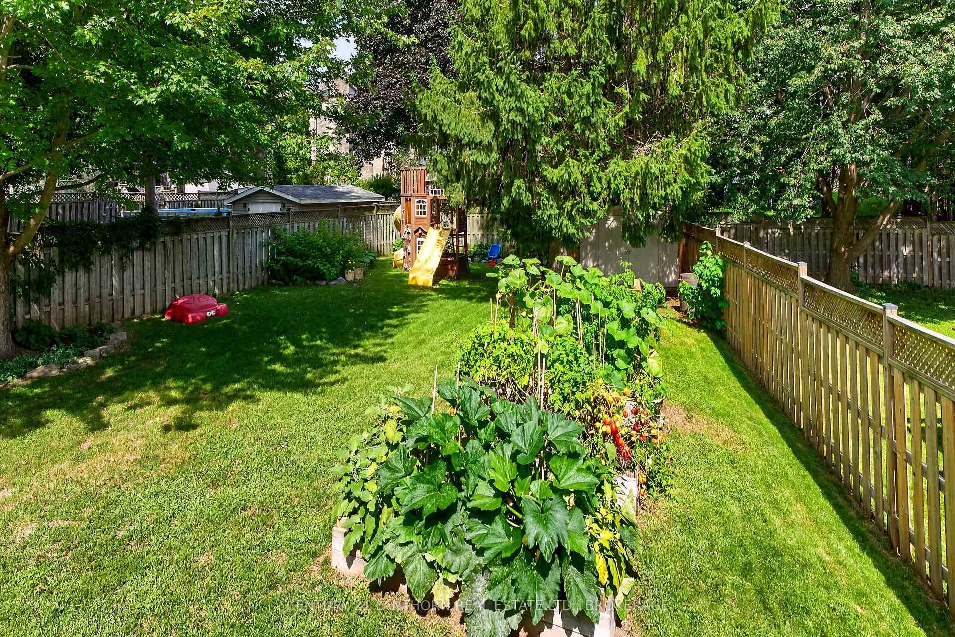 Photo 11 of 1006 Dillingham Street, Kingston, North of Taylor-Kidd Blvd — HOMEH