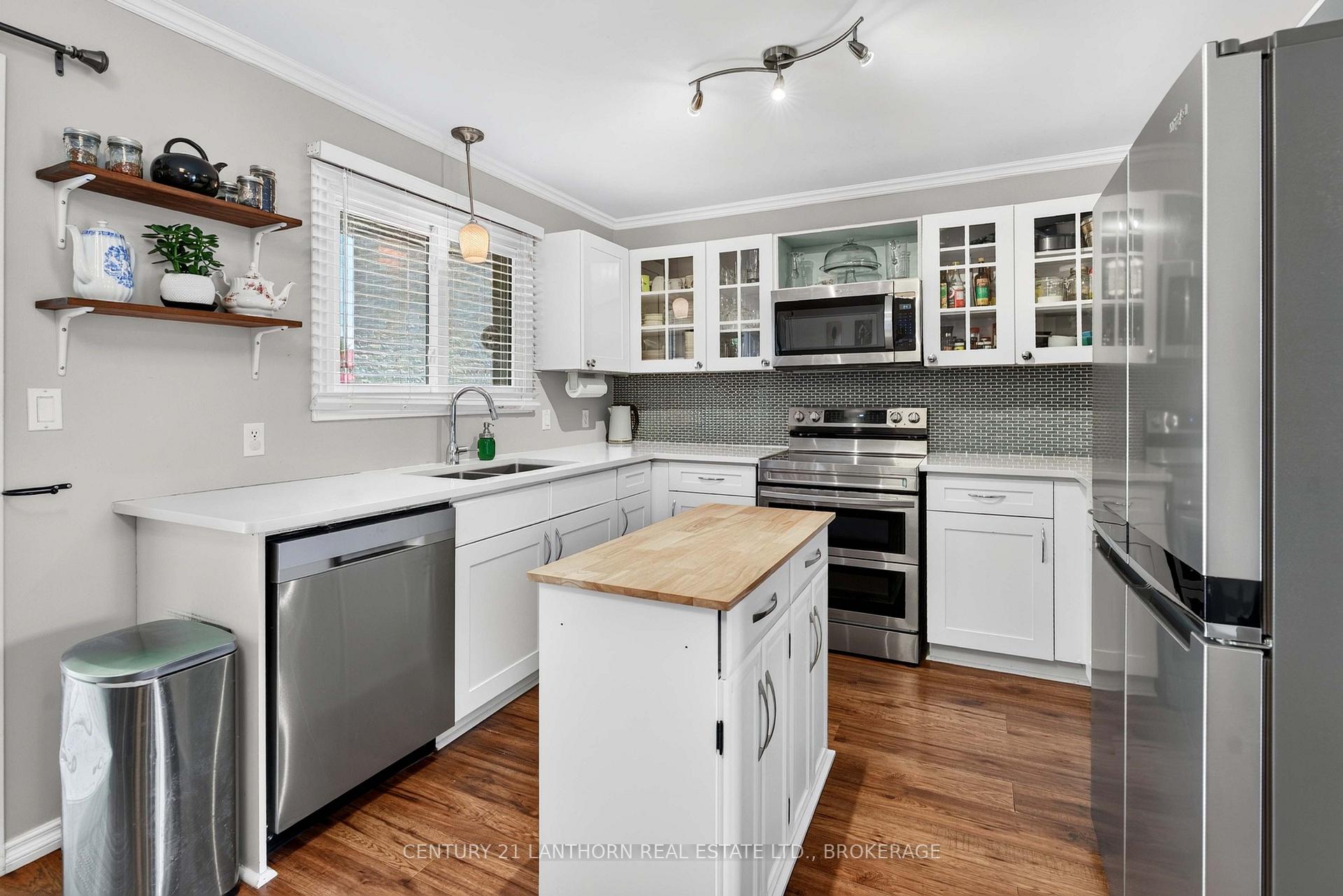 Photo 21 of 1006 Dillingham Street, Kingston, North of Taylor-Kidd Blvd — HOMEH