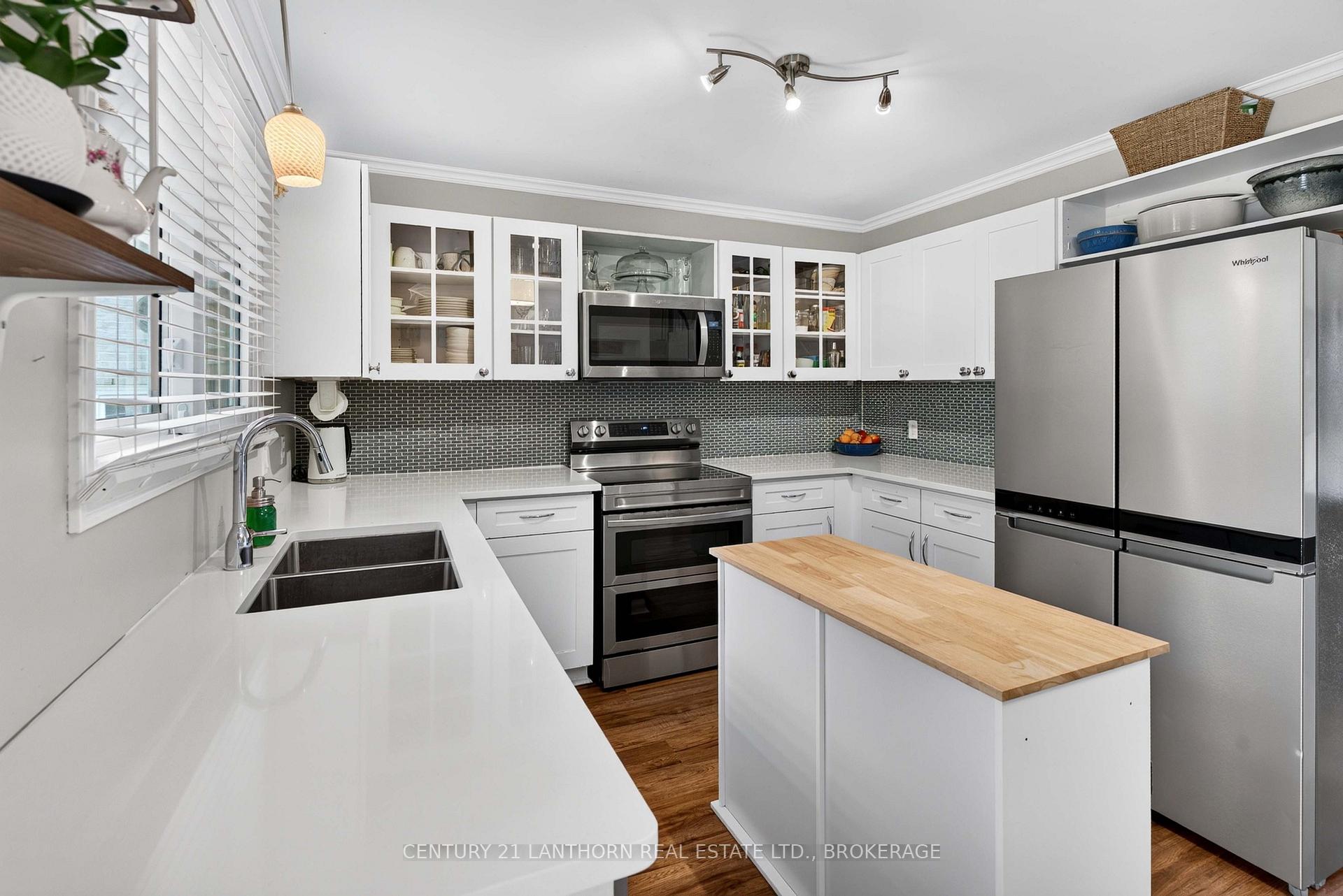 Photo 22 of 1006 Dillingham Street, Kingston, North of Taylor-Kidd Blvd — HOMEH