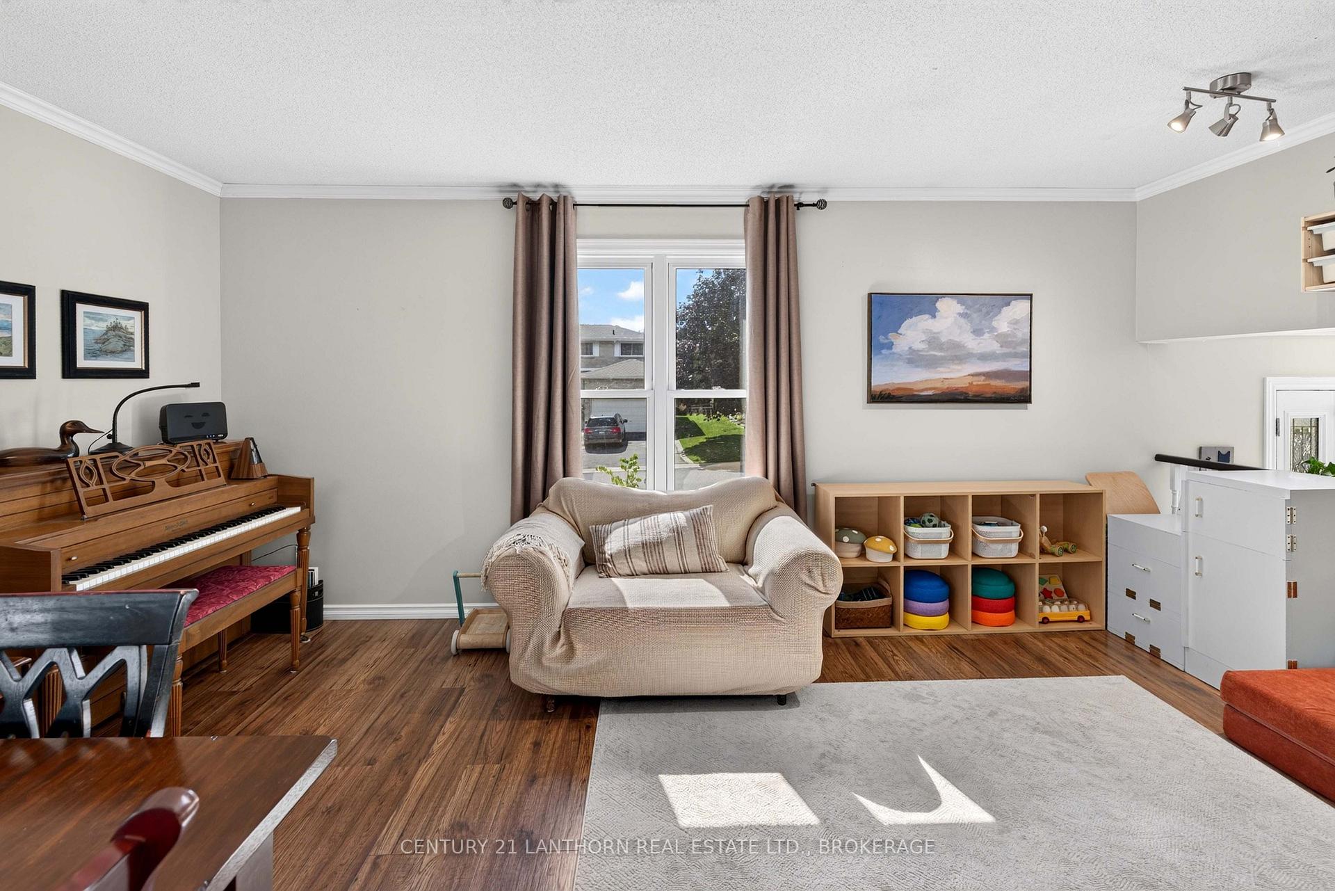Photo 25 of 1006 Dillingham Street, Kingston, North of Taylor-Kidd Blvd — HOMEH