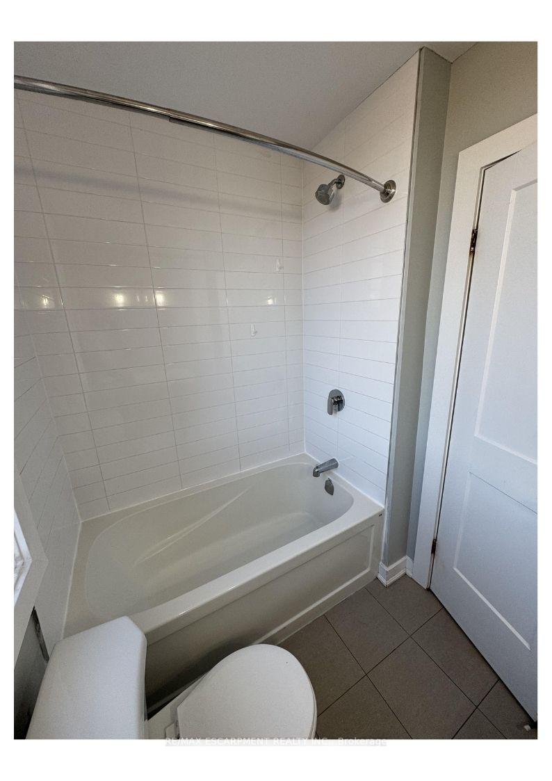 Photo 5 of Unit 301, 657 Barton Street E, Hamilton, Gibson — HOMEH